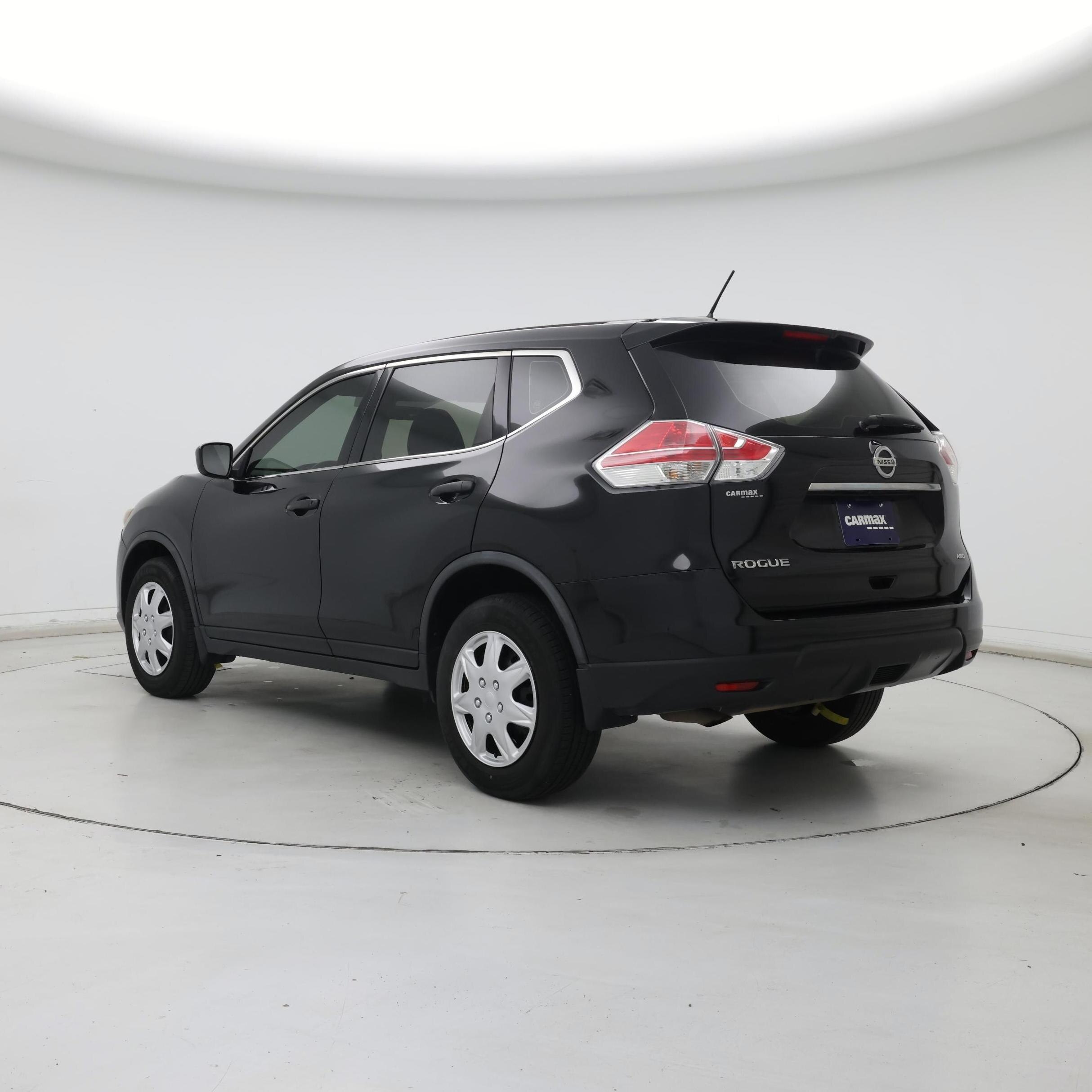 Thumbnail: 2016 Nissan Rogue - 2
