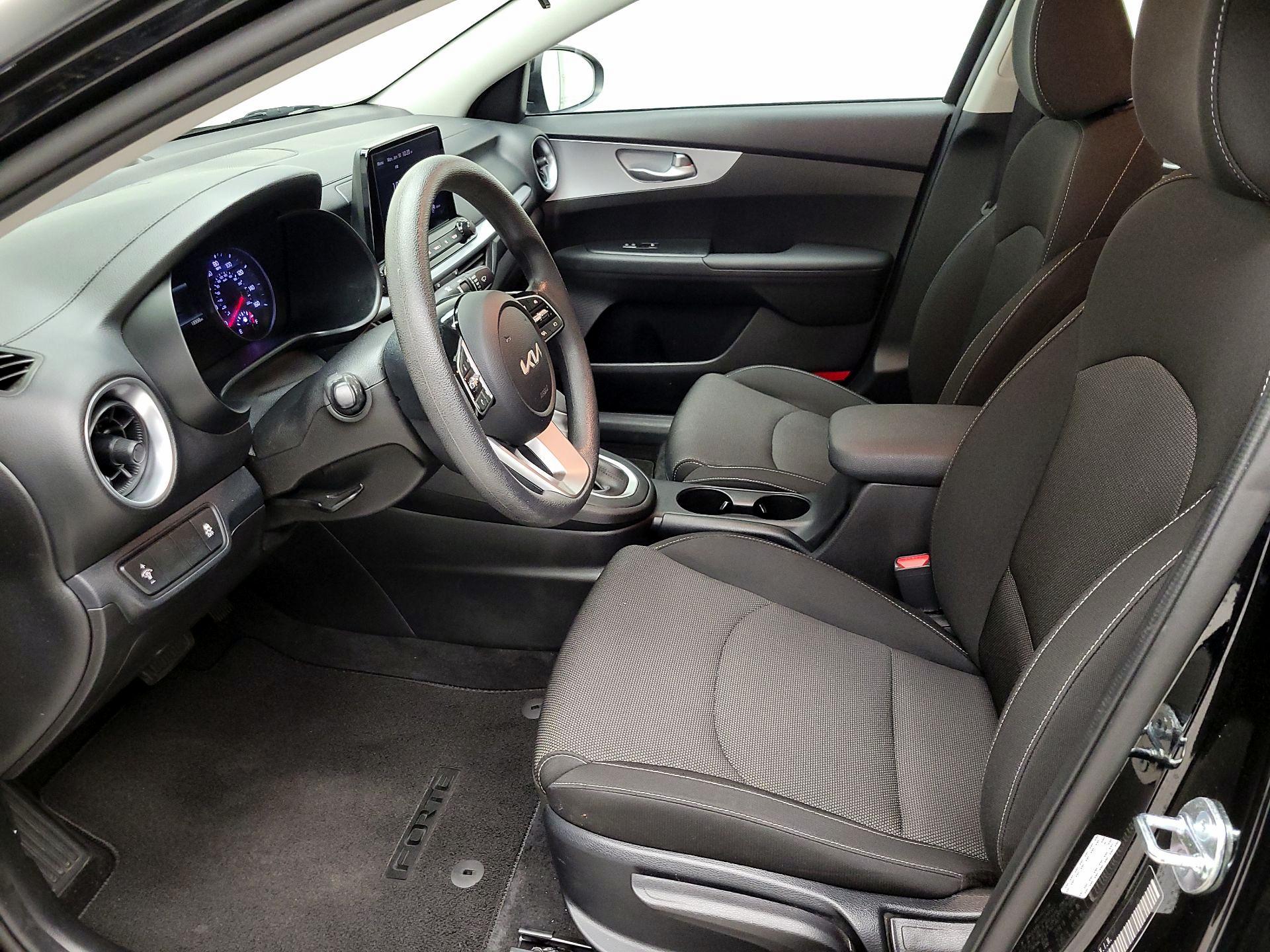 Thumbnail: 2023 Kia Forte - 11