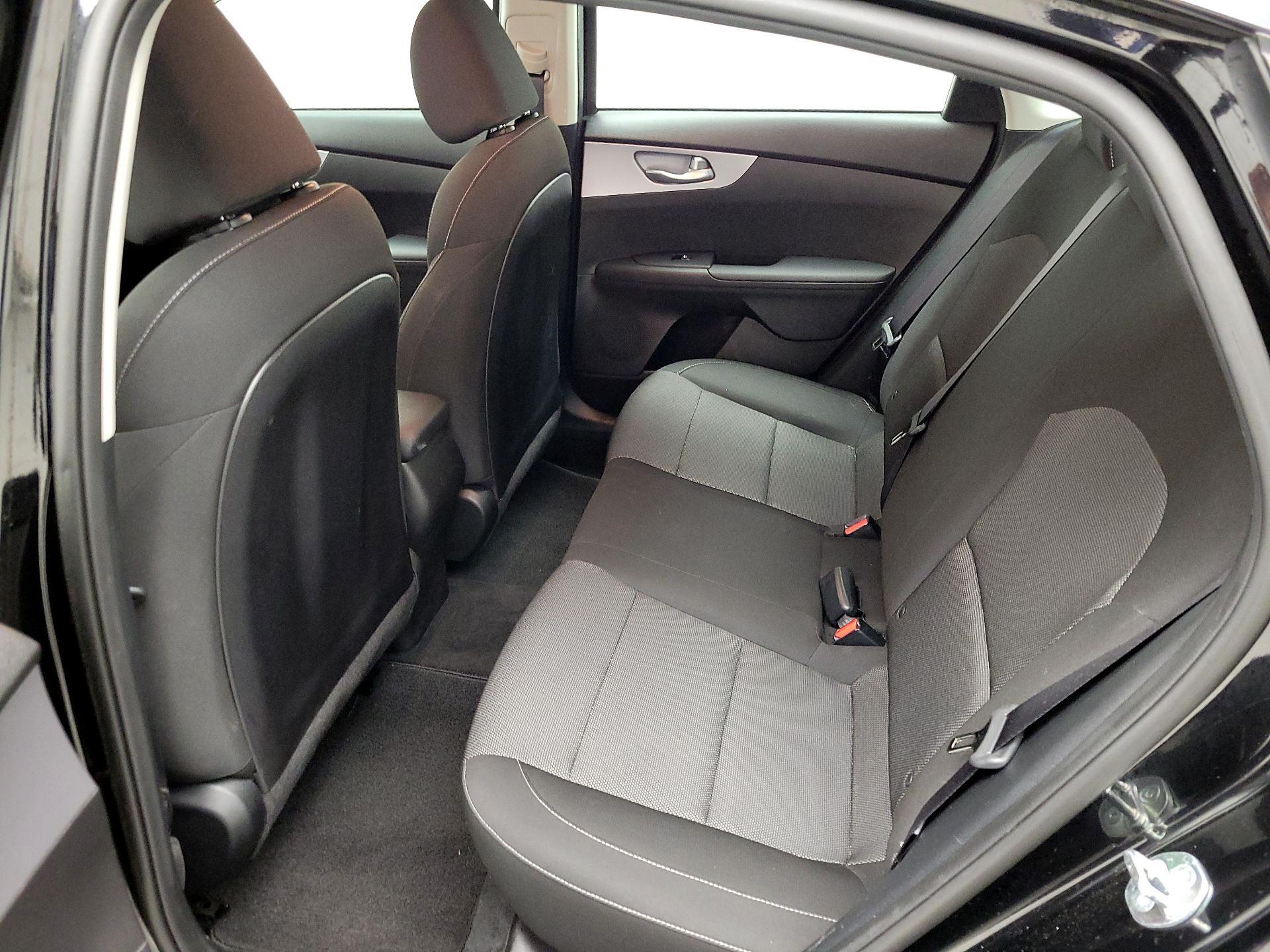 Thumbnail: 2023 Kia Forte - 19