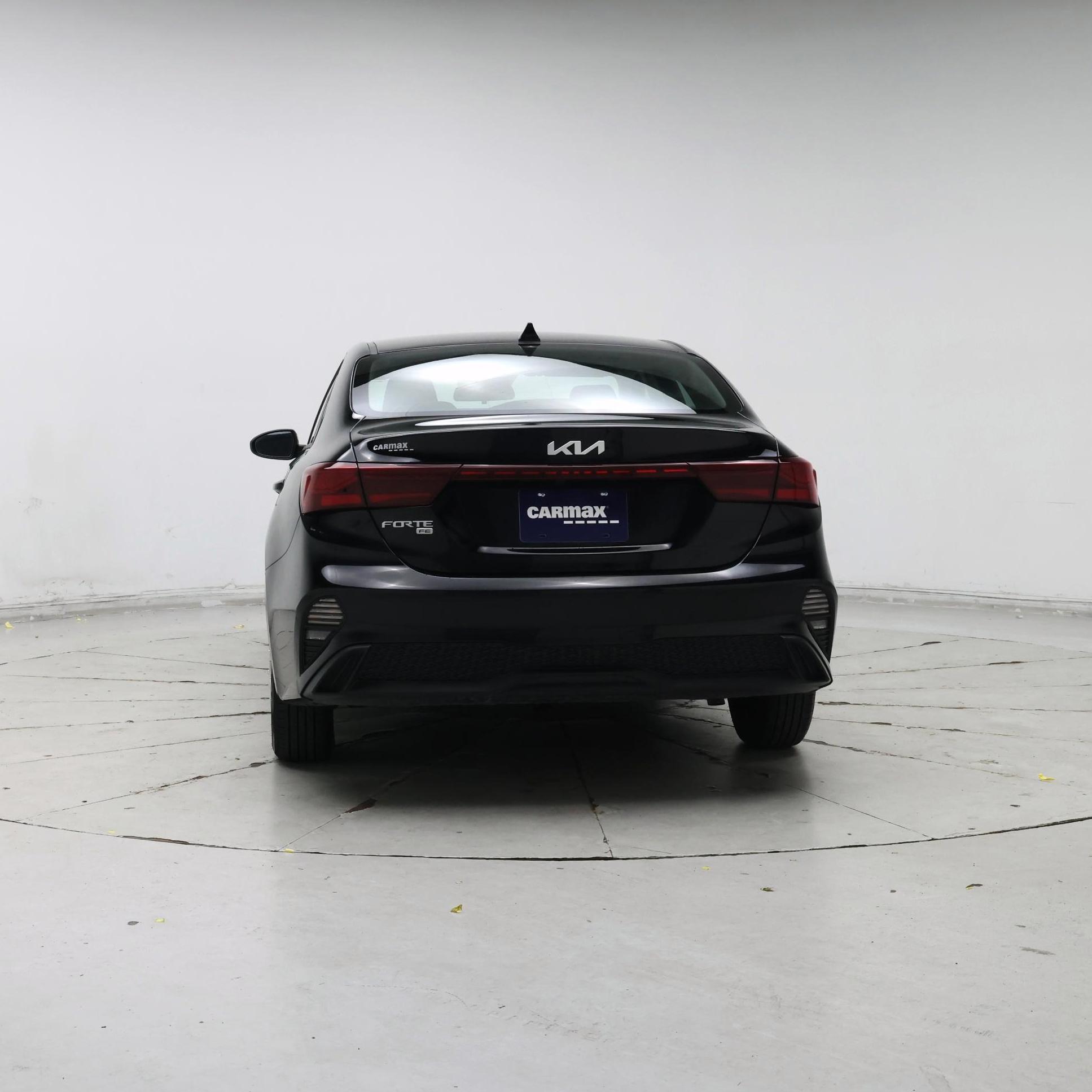 Thumbnail: 2023 Kia Forte - 6