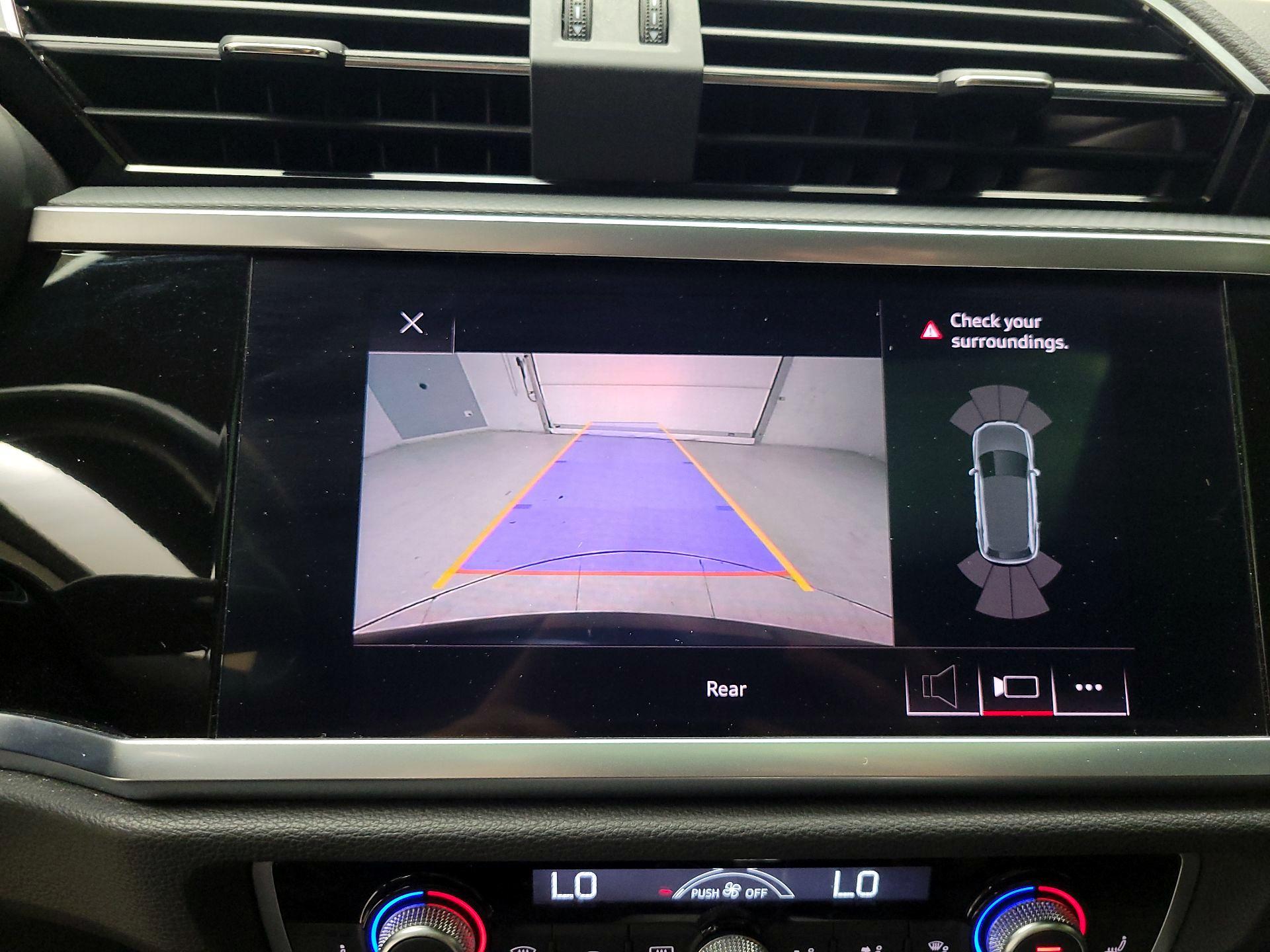 Thumbnail: 2020 Audi Q3 - 14