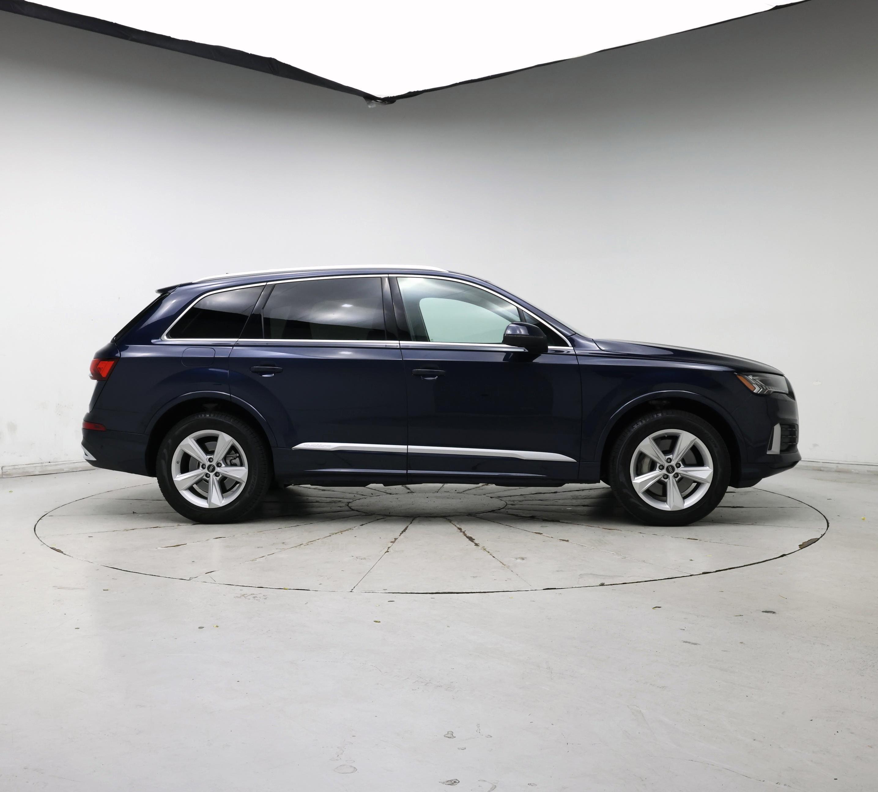 Thumbnail: 2023 Audi Q7 - 7