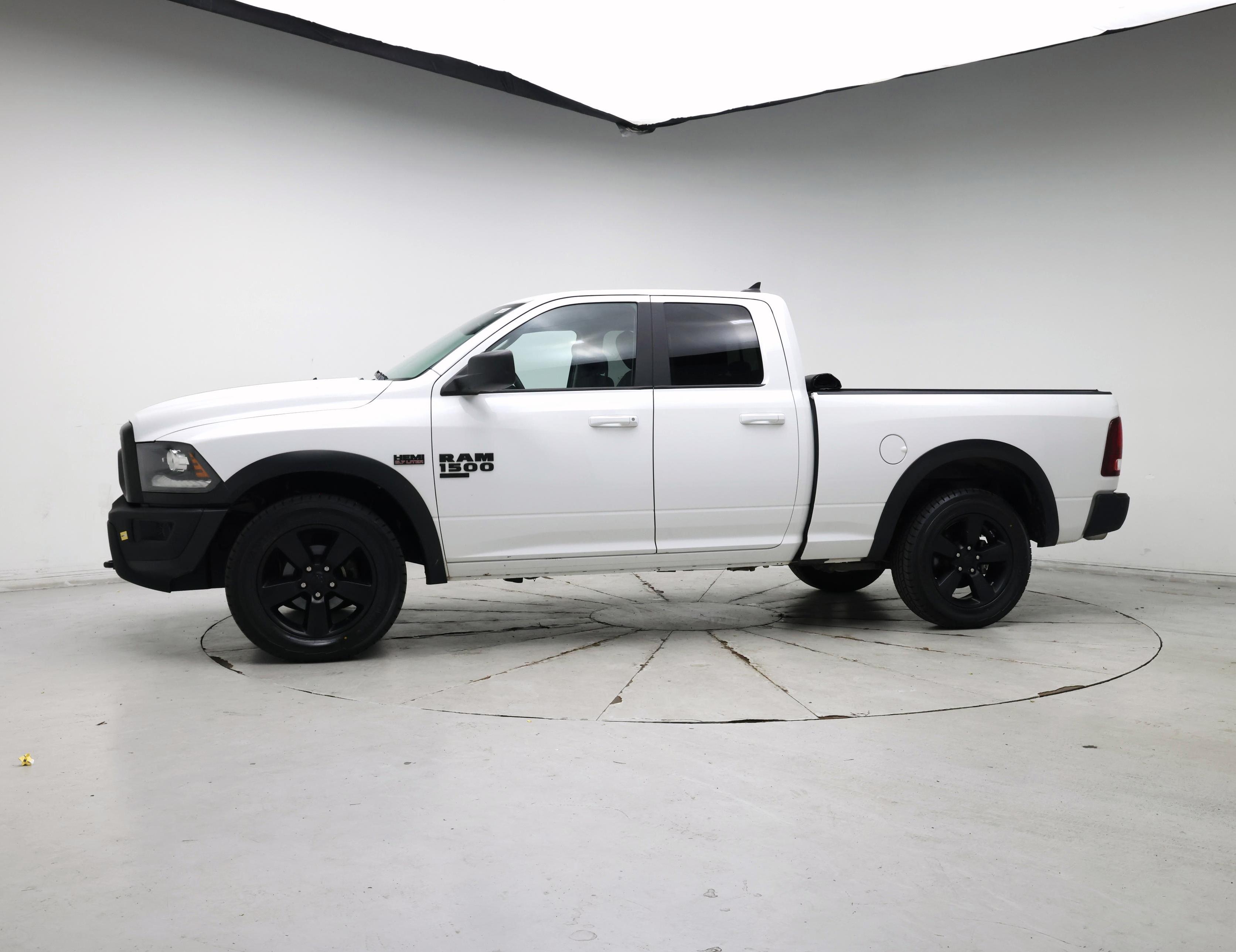 Thumbnail: 2019 RAM 1500 Classic - 7