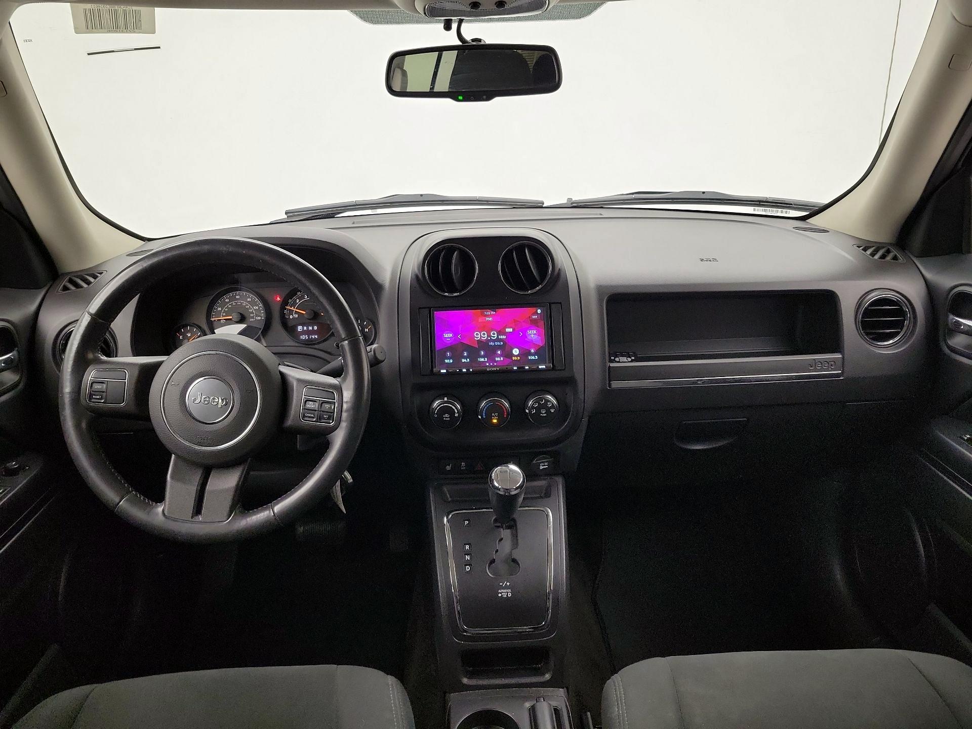 Thumbnail: 2014 Jeep Patriot - 9