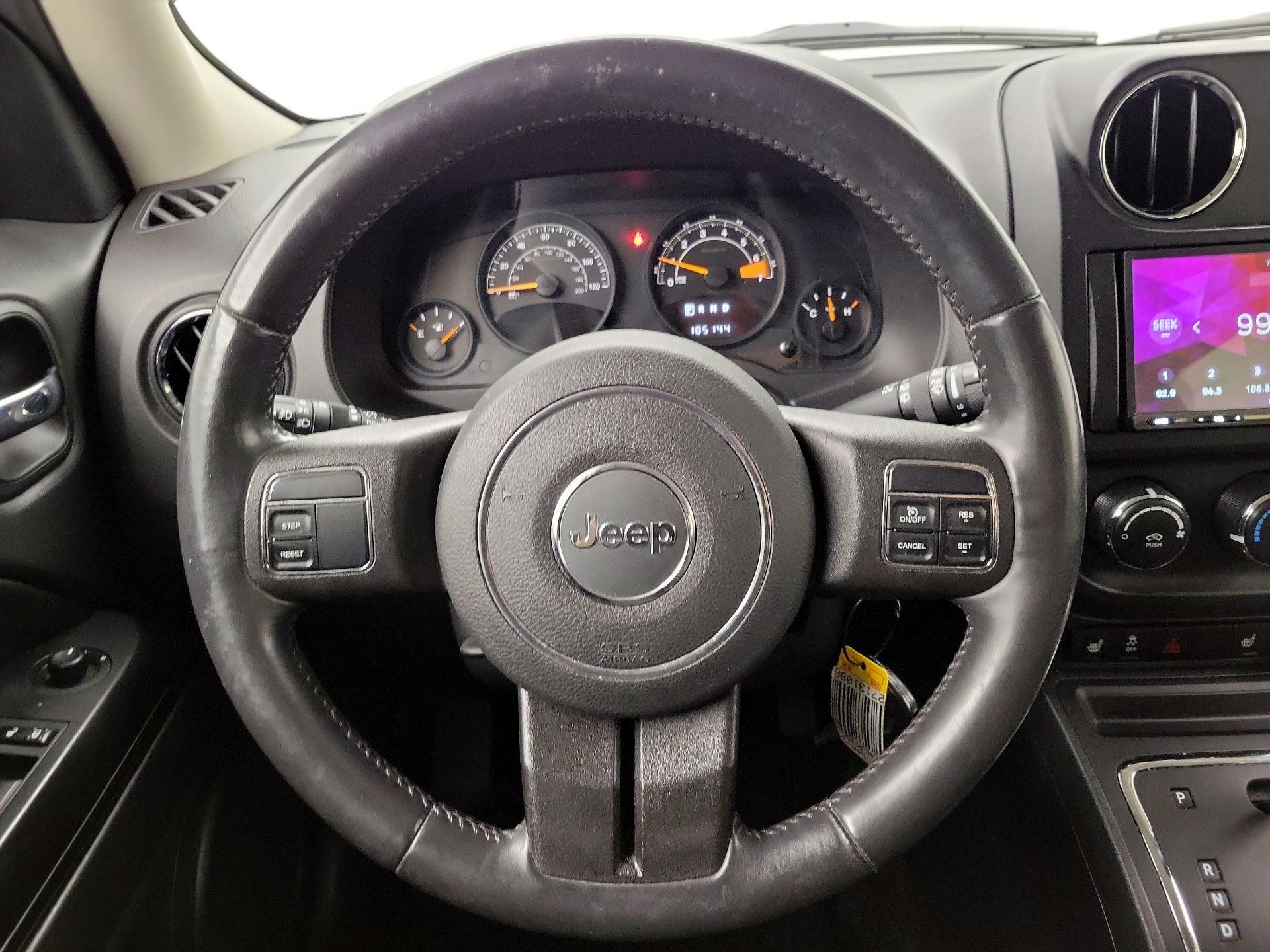 Thumbnail: 2014 Jeep Patriot - 10