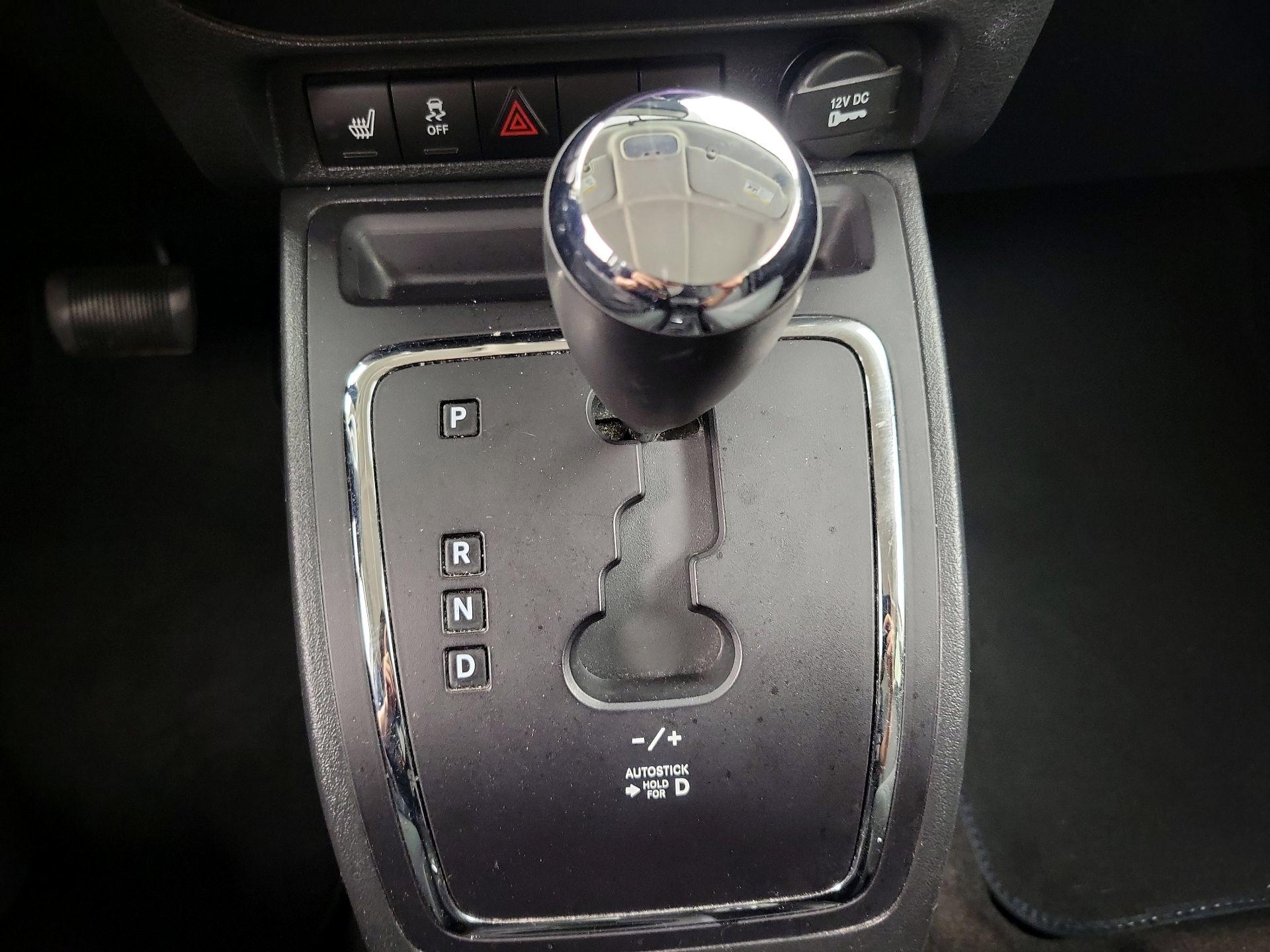 Thumbnail: 2014 Jeep Patriot - 15