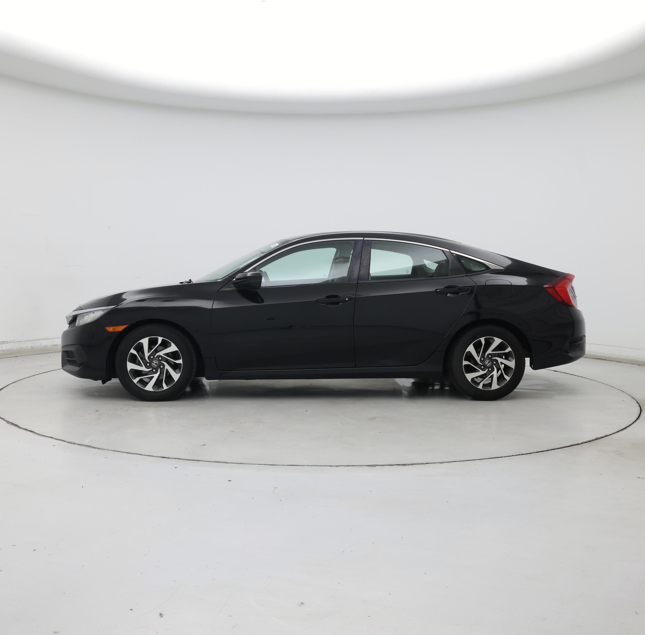Thumbnail: 2016 Honda Civic - 3