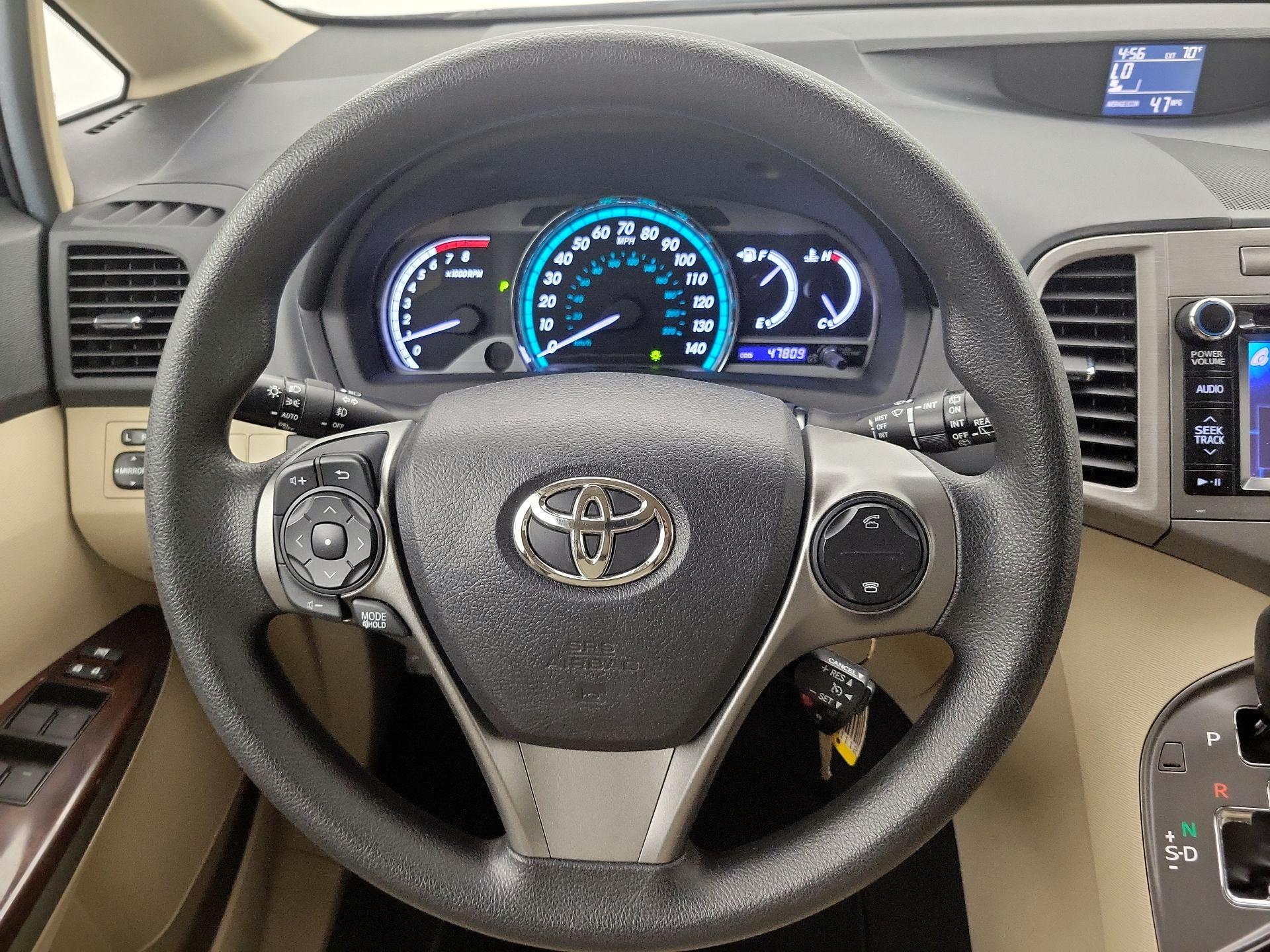 Thumbnail: 2014 Toyota Venza - 10