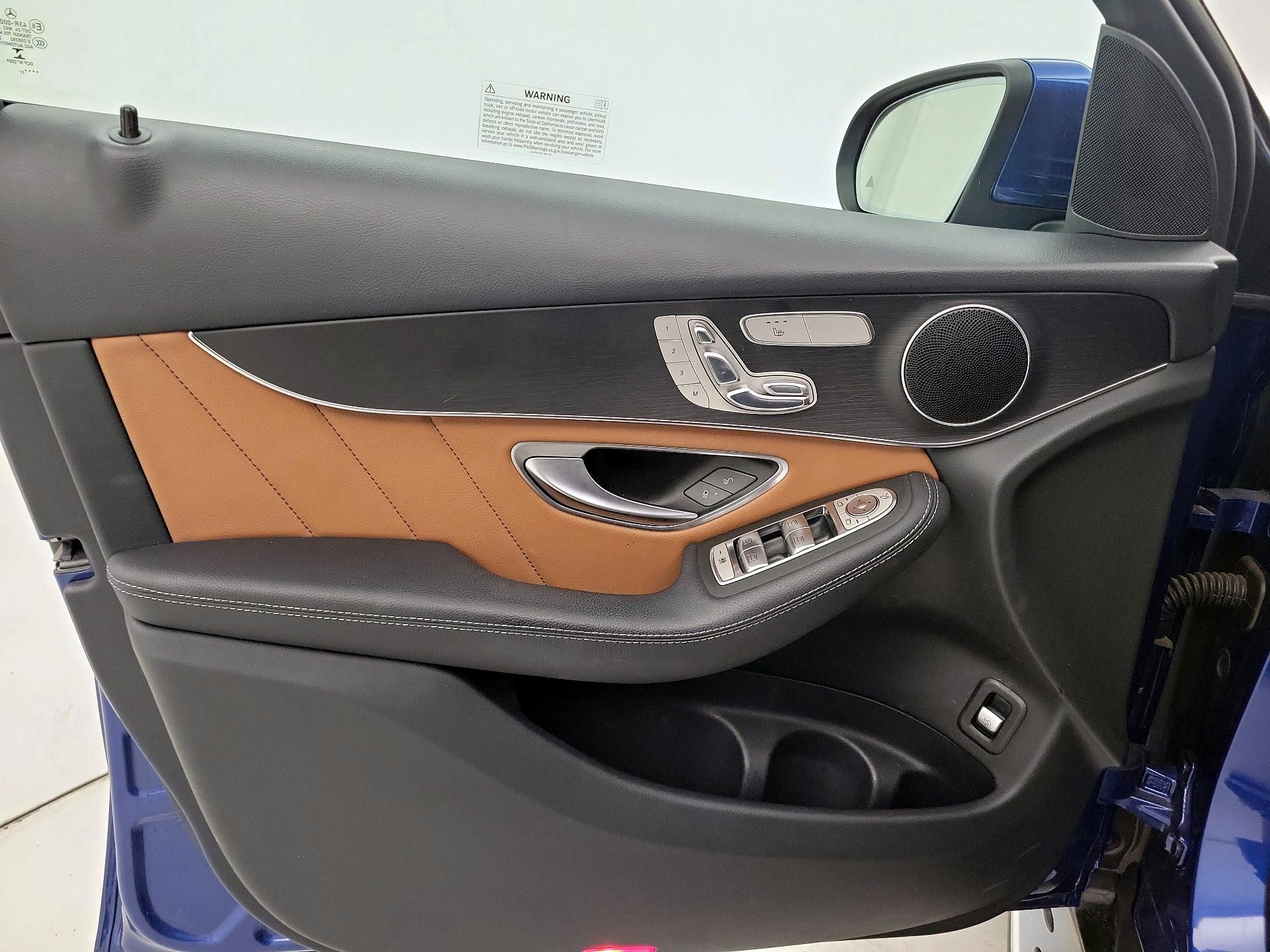 Thumbnail: 2022 Mercedes-Benz GLC - 12