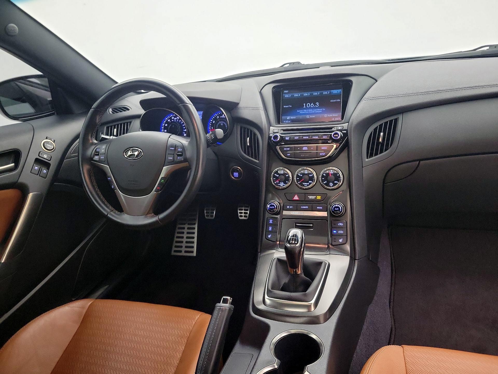Thumbnail: 2015 Hyundai Genesis - 9