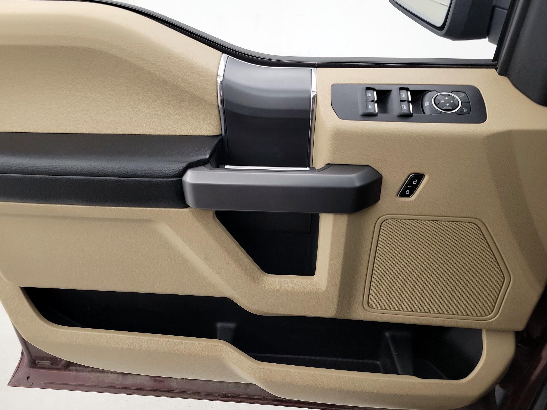 Thumbnail: 2016 Ford F-150 - 12