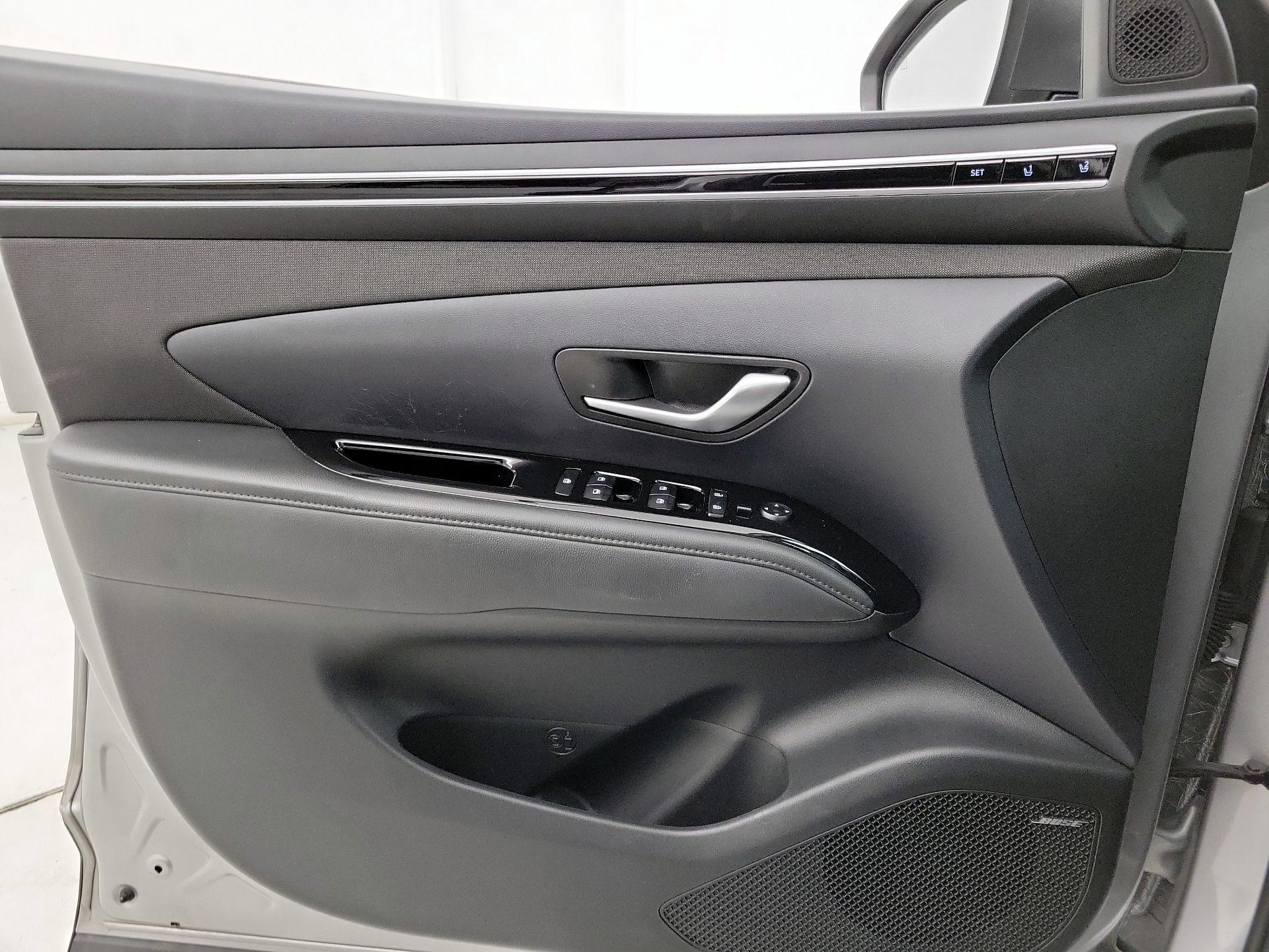 Thumbnail: 2022 Hyundai Tucson - 10