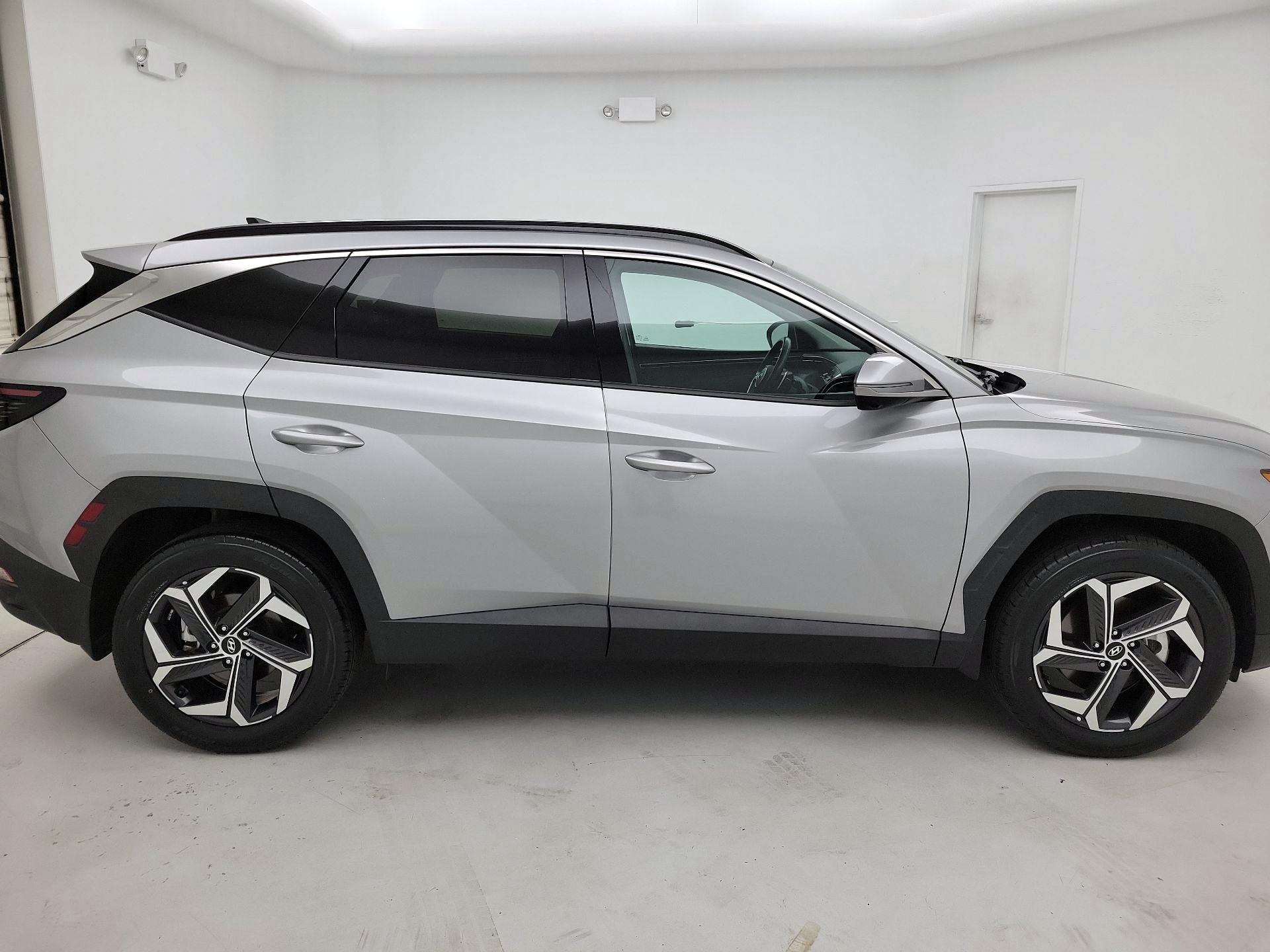 Thumbnail: 2022 Hyundai Tucson - 4