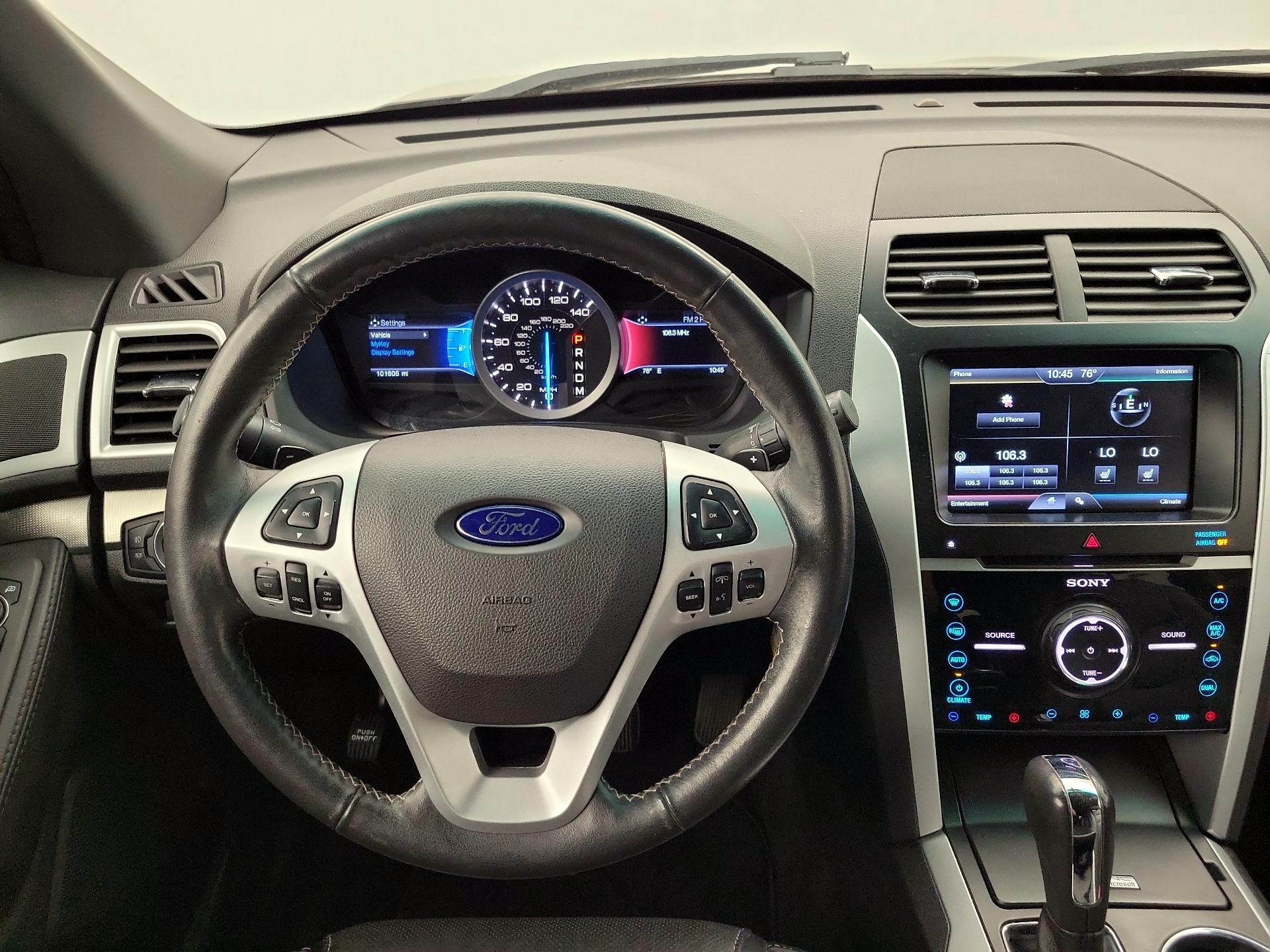 Thumbnail: 2015 Ford Explorer - 10