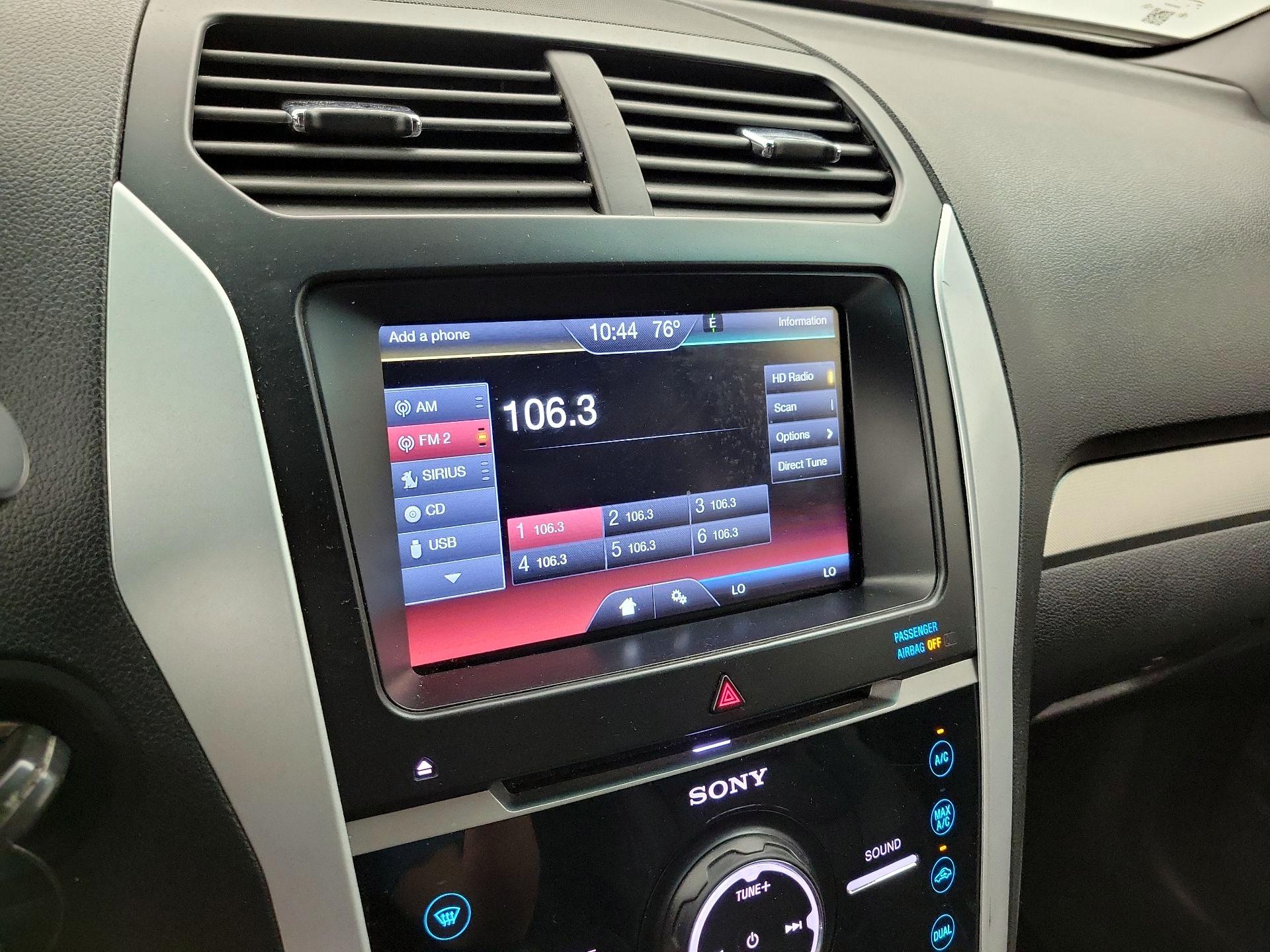 Thumbnail: 2015 Ford Explorer - 15