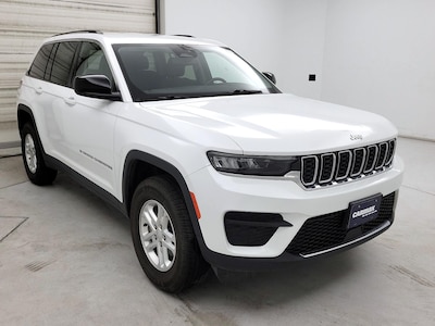 White 2023 Jeep Grand Cherokee Laredo