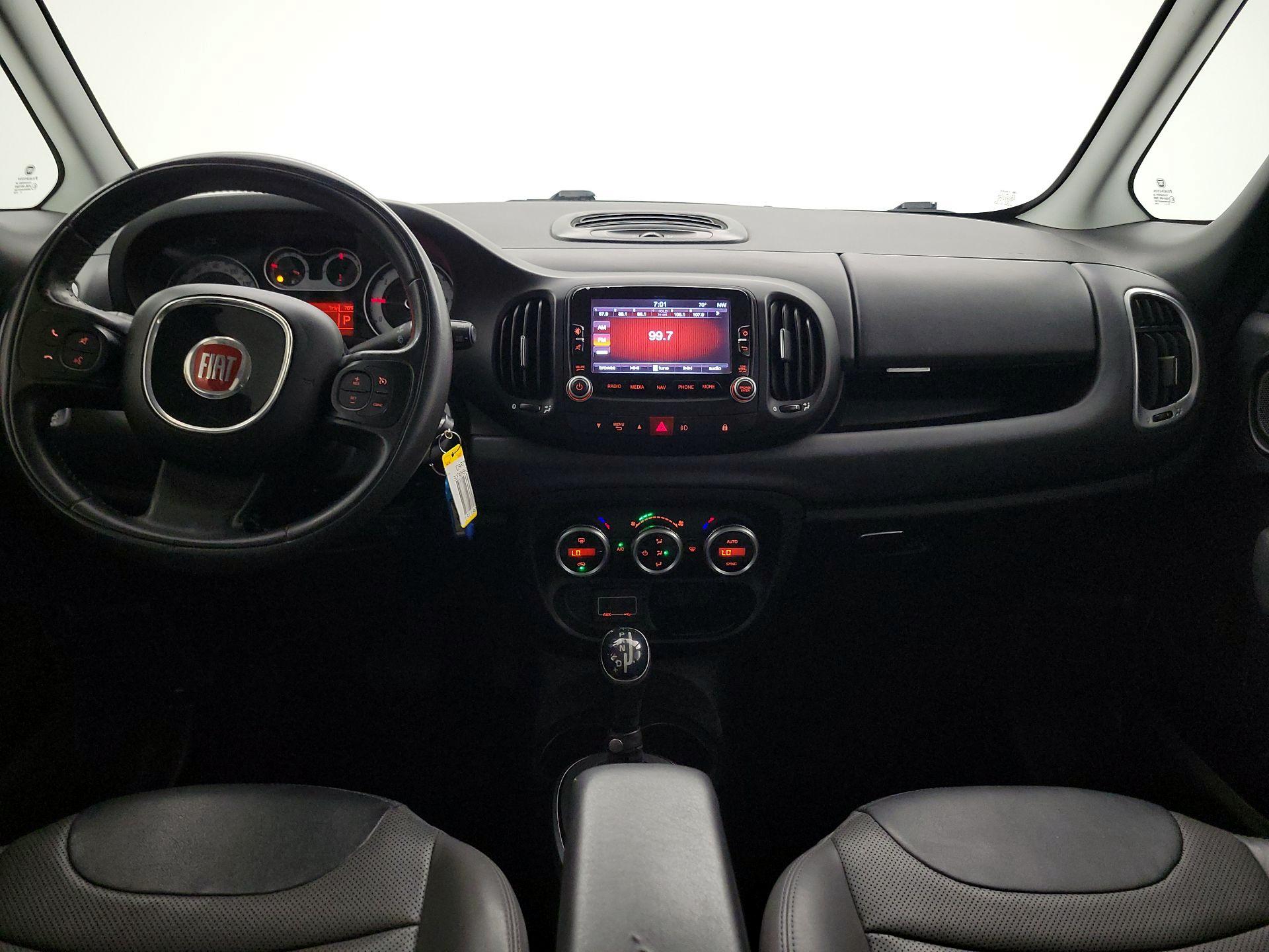 Thumbnail: 2017 Fiat 500L - 9