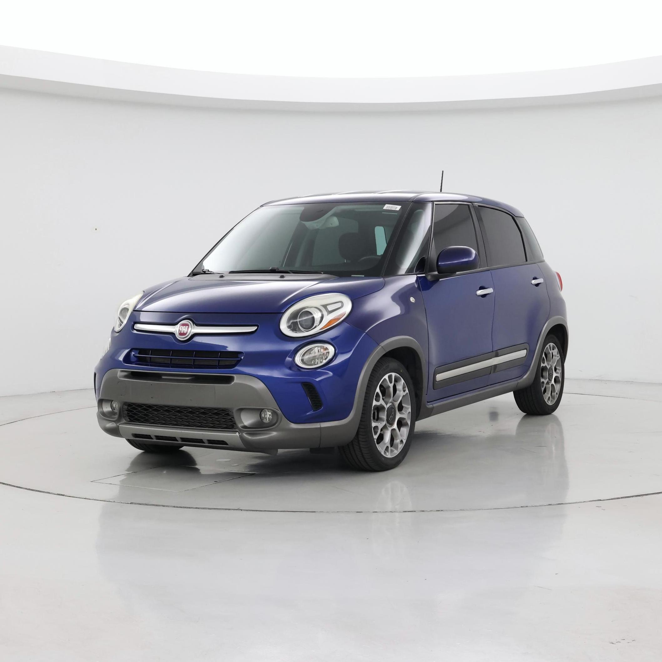Thumbnail: 2017 Fiat 500L - 4