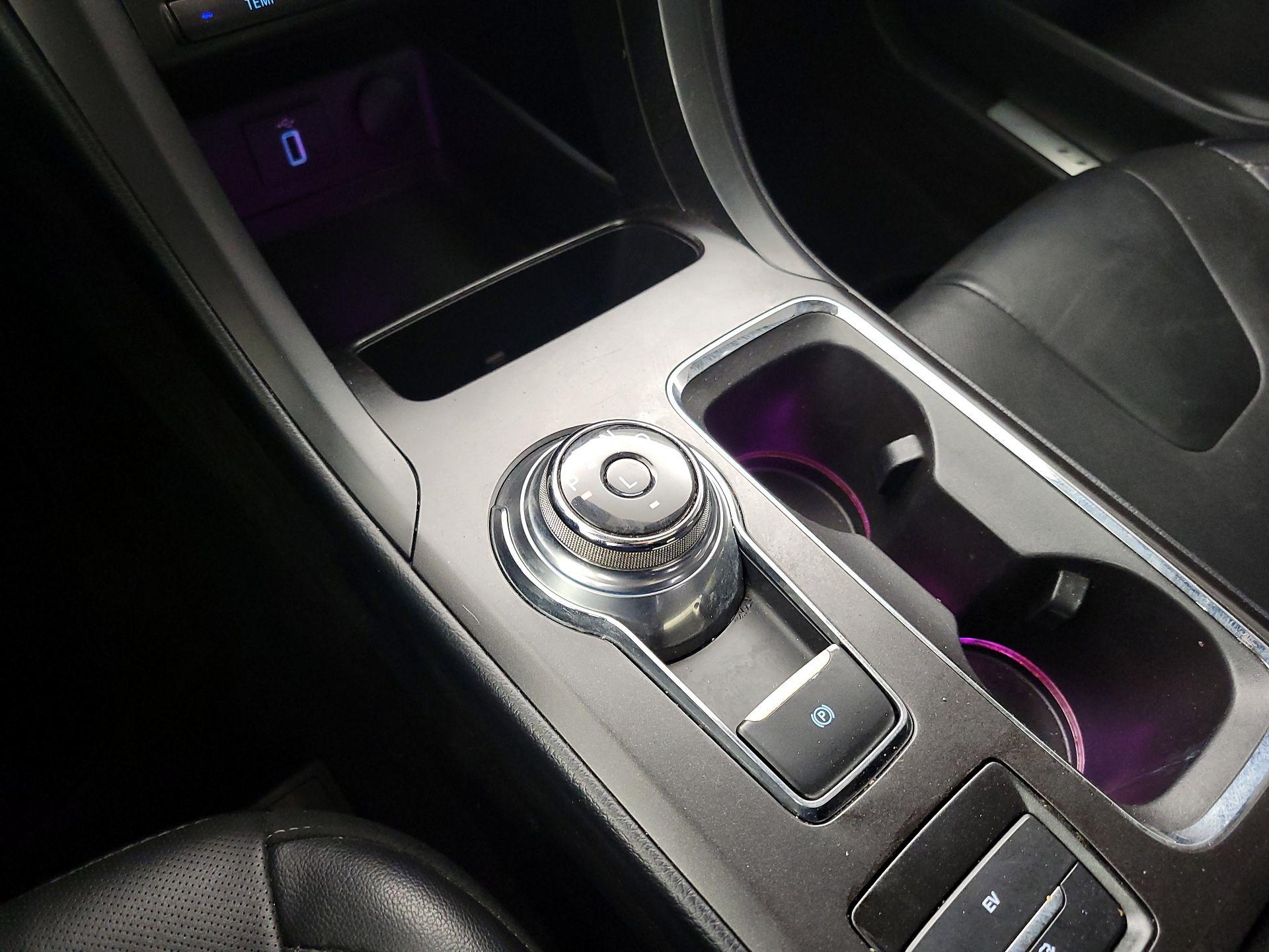 Thumbnail: 2017 Ford Fusion - 18