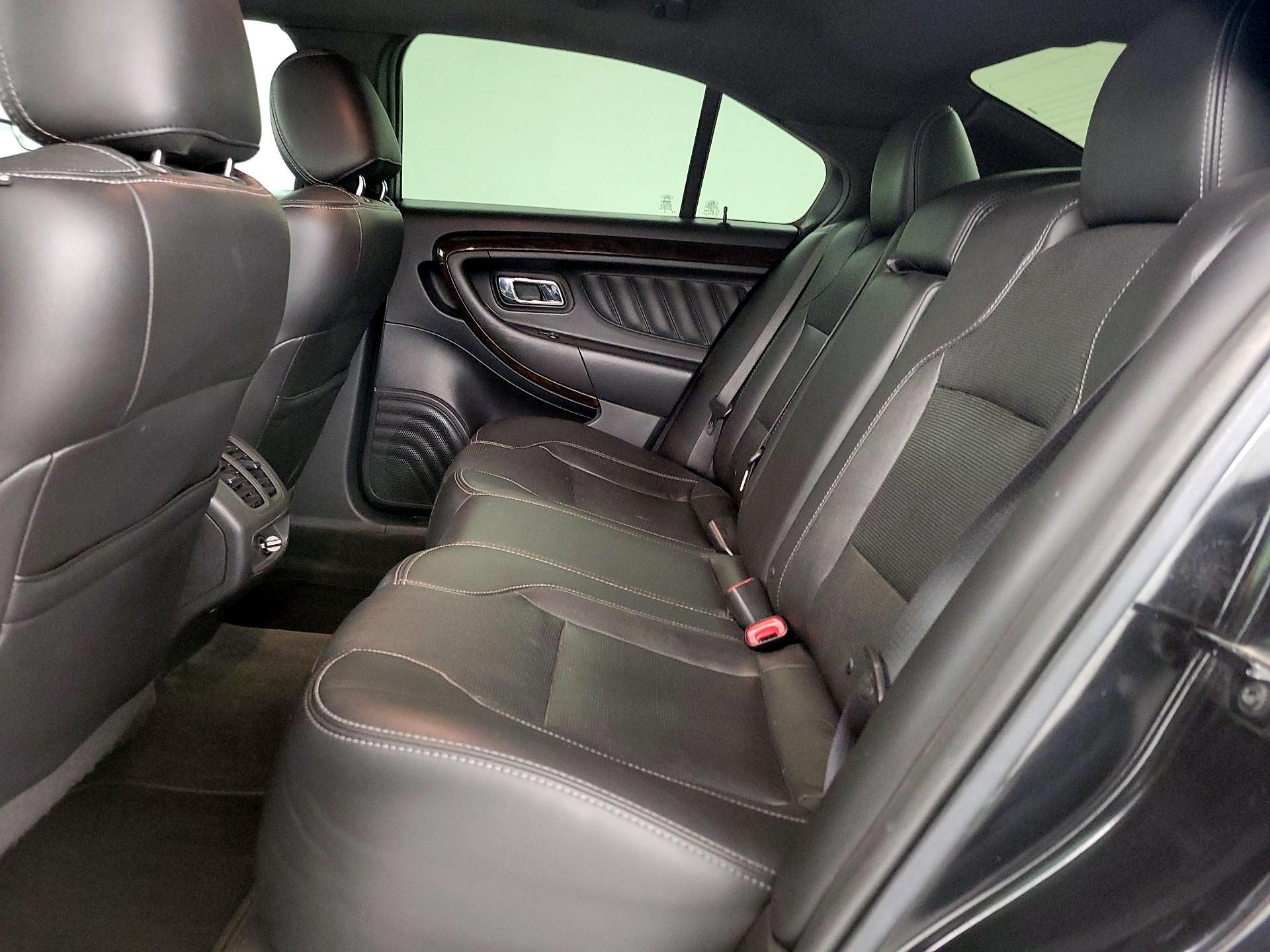 Thumbnail: 2015 Ford Taurus - 20