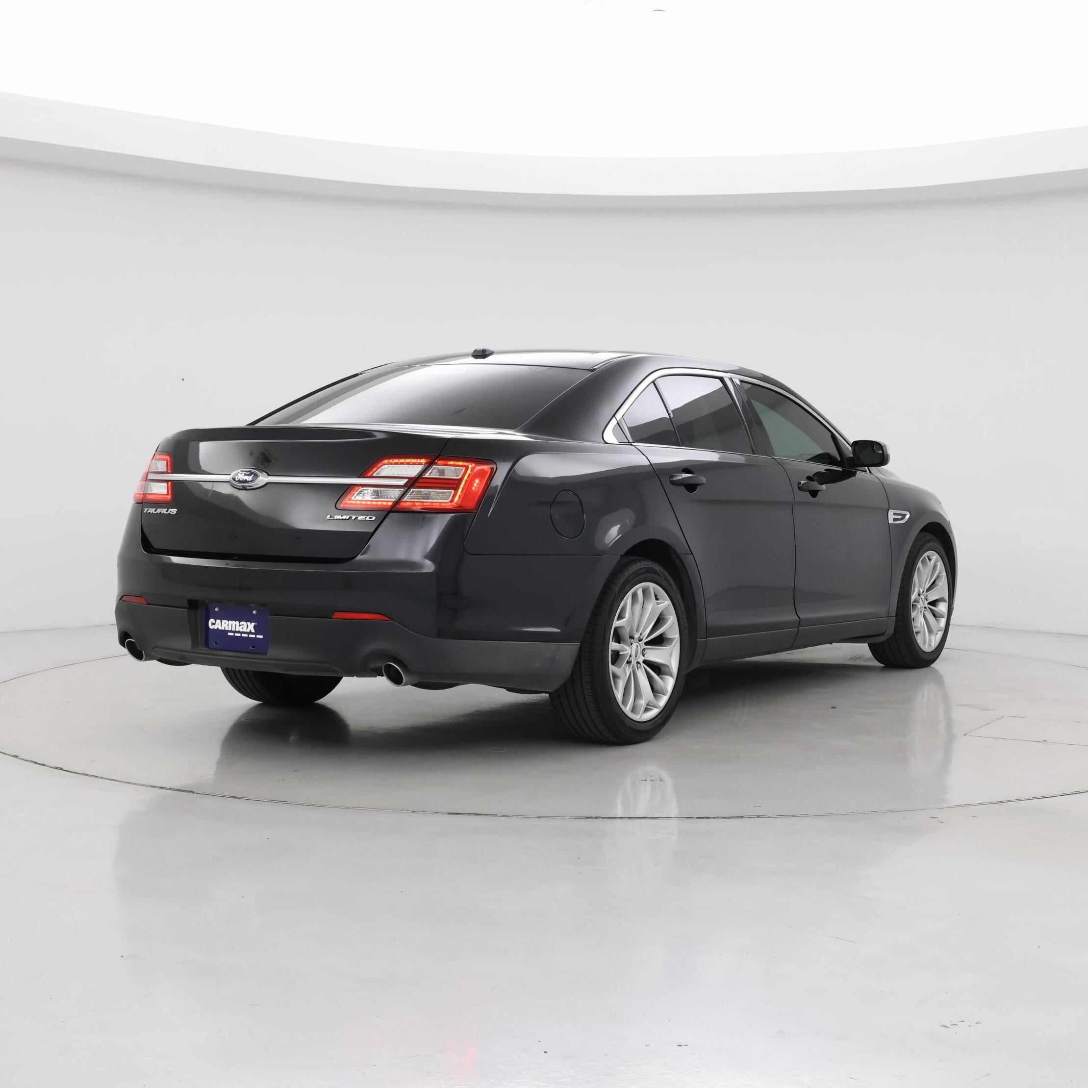 Thumbnail: 2015 Ford Taurus - 8