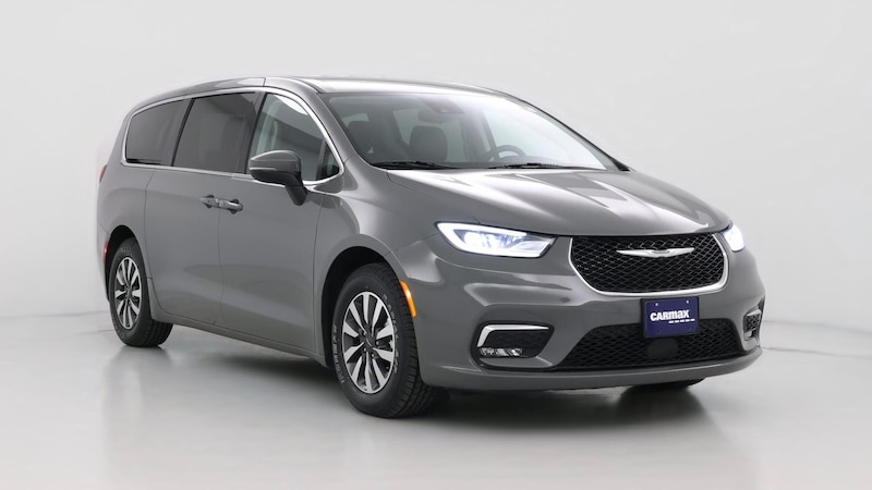 2023 Chrysler Pacifica Hybrid Touring L Hero Image
