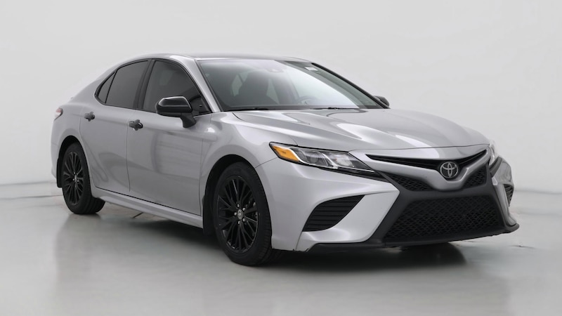 2020 Toyota Camry SE Hero Image