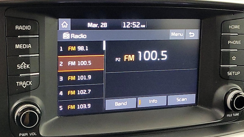 2020 Kia Sorento LX 15