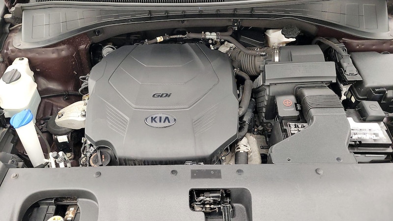 2020 Kia Sorento LX 23