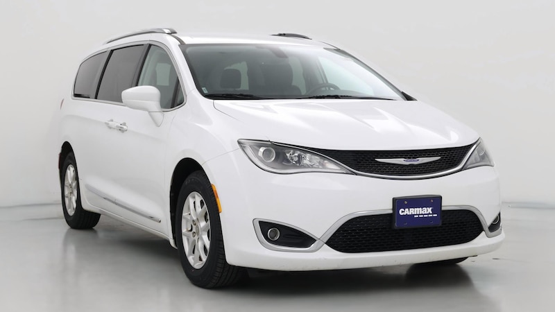 2020 Chrysler Pacifica Touring L Hero Image