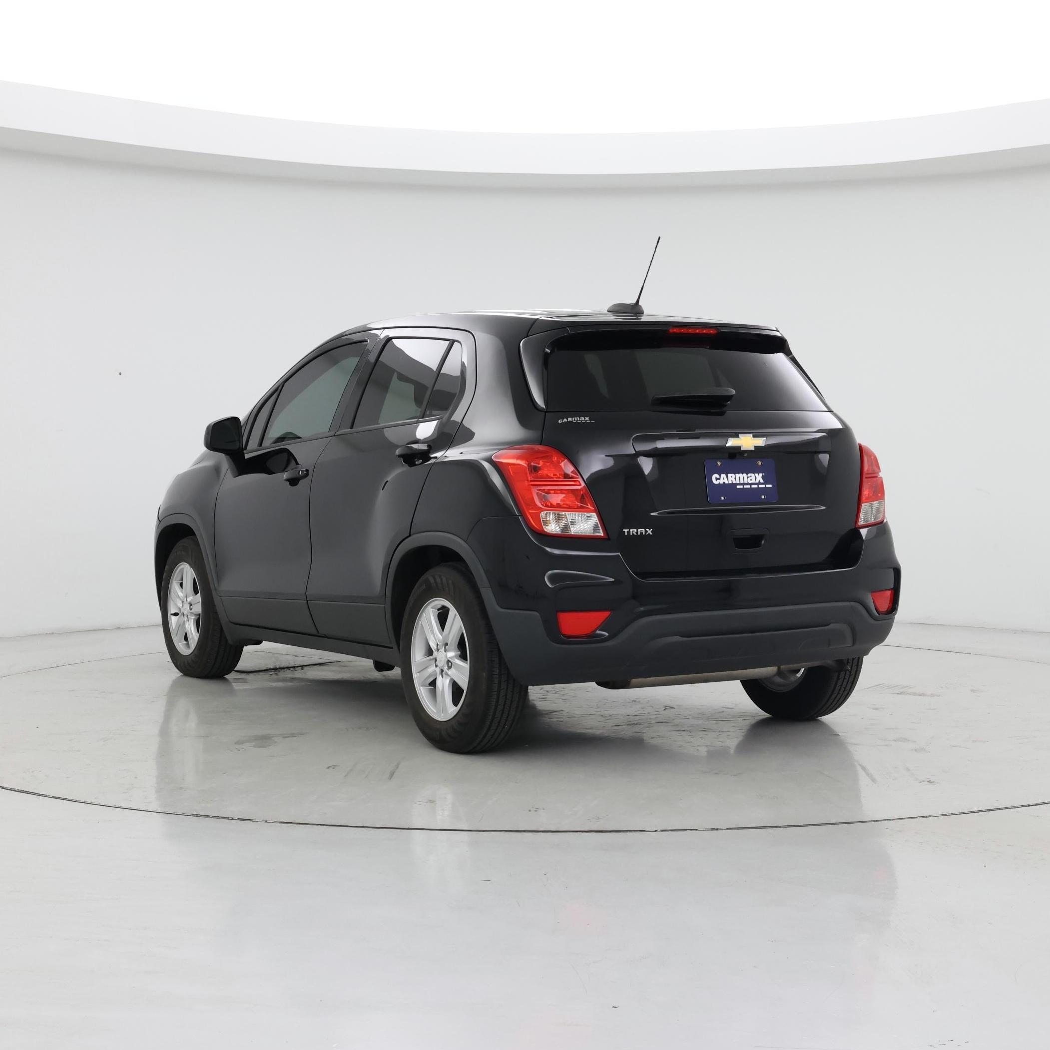 Thumbnail: 2019 Chevrolet Trax - 2
