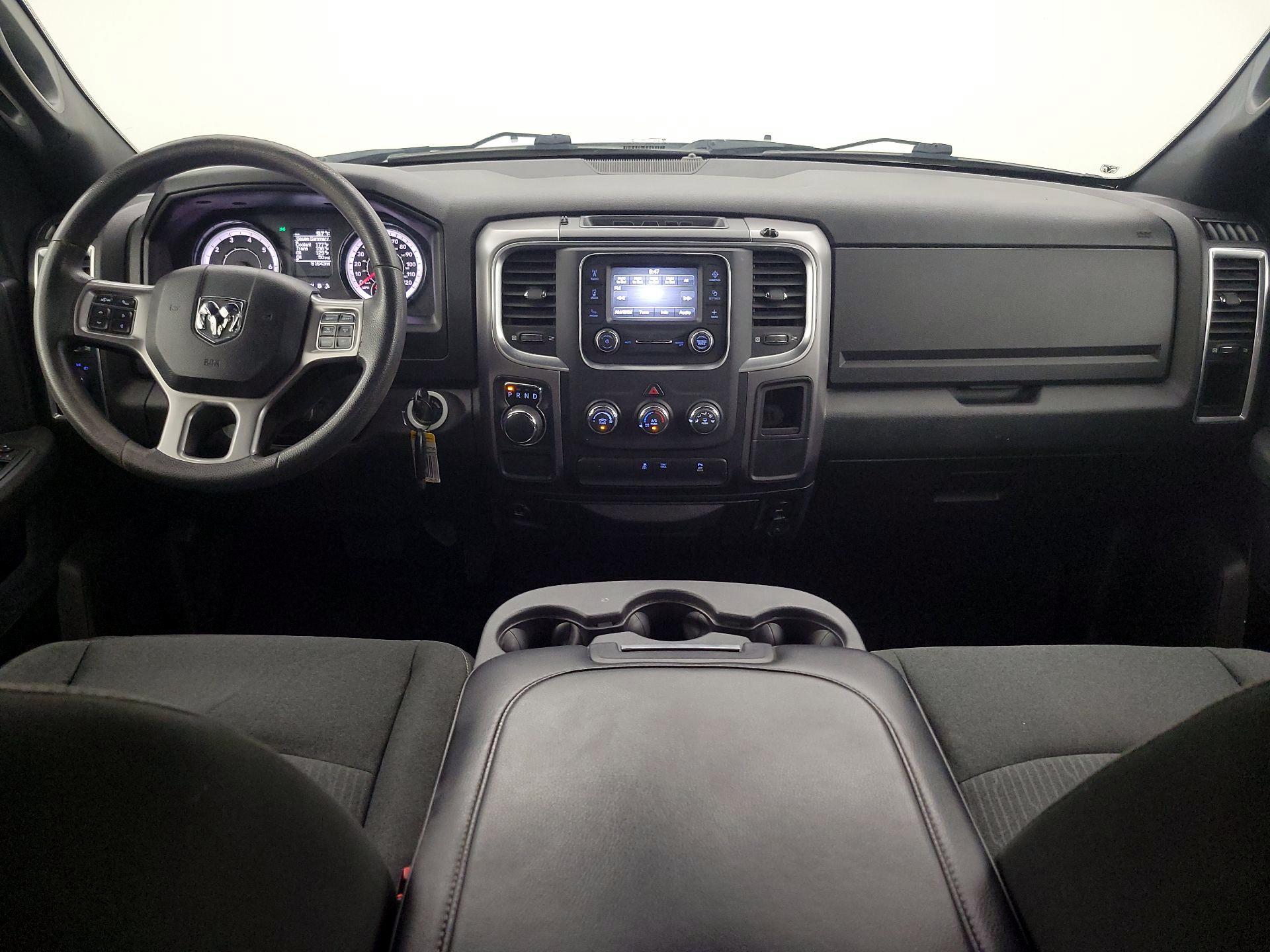 Thumbnail: 2021 RAM 1500 Classic - 9