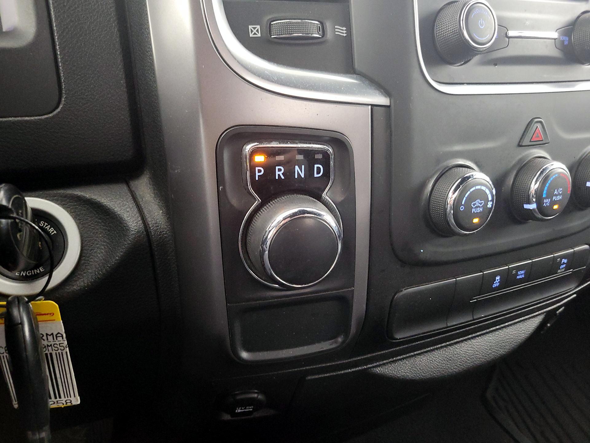 Thumbnail: 2021 RAM 1500 Classic - 17