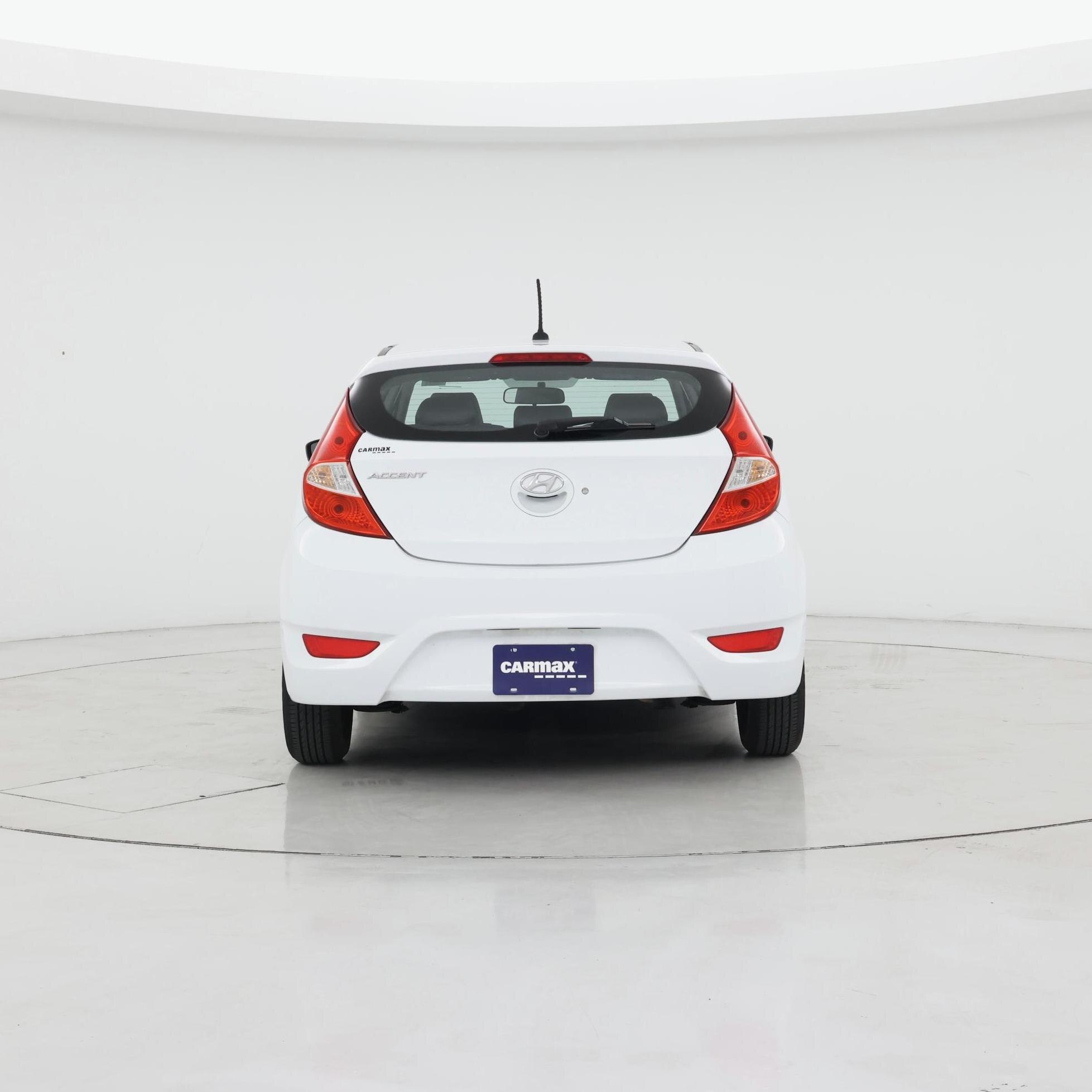 Thumbnail: 2017 Hyundai Accent - 6