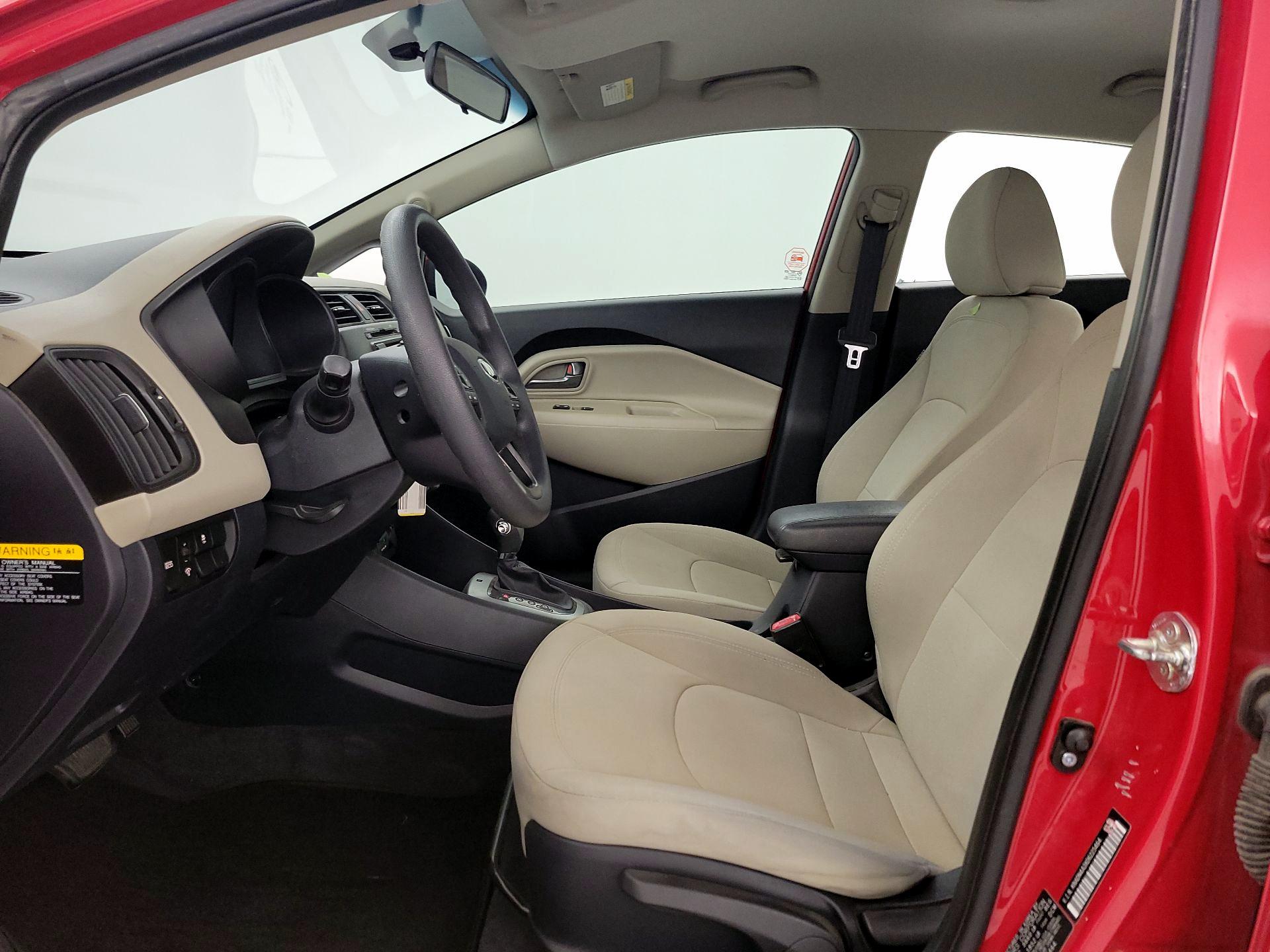 Thumbnail: 2013 Kia Rio - 11