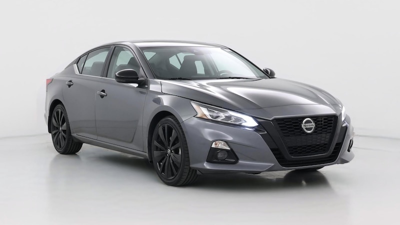 2022 Nissan Altima SR Hero Image