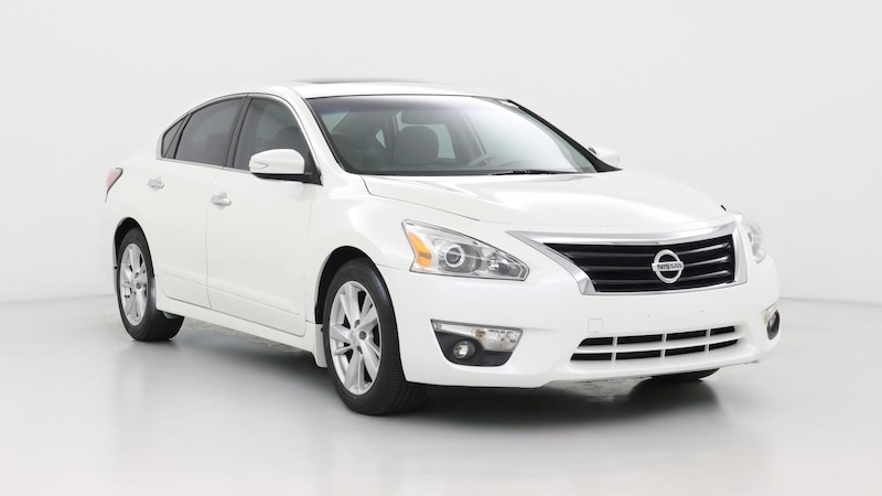 2014 Nissan Altima SV Hero Image