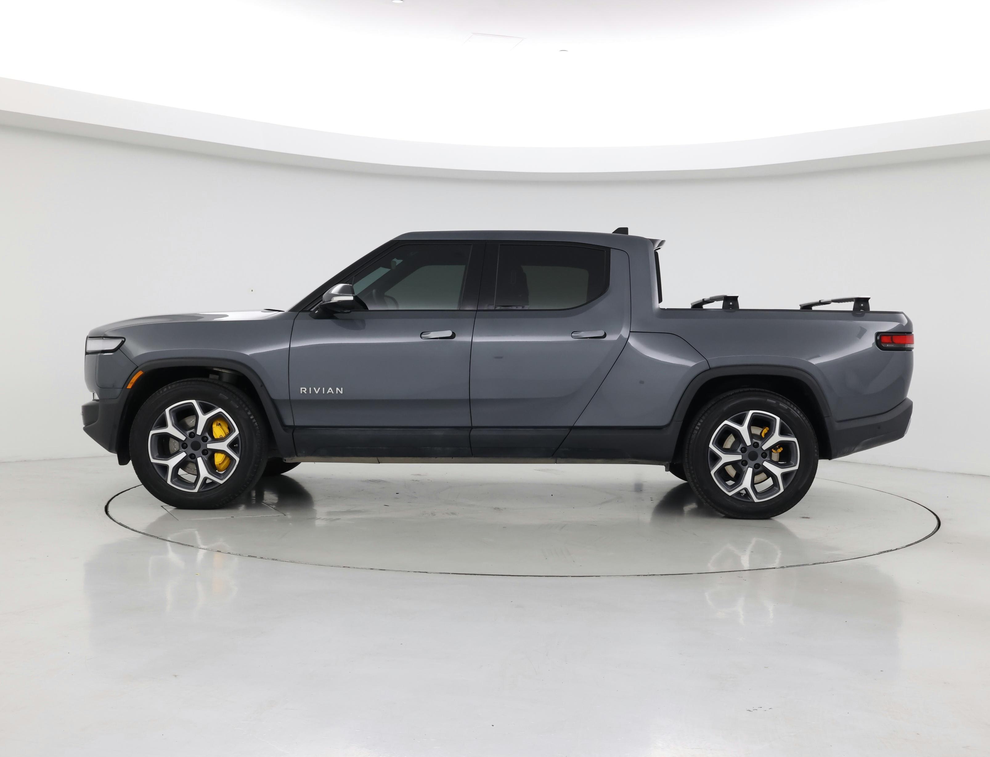 Thumbnail: 2022 Rivian R1T - 3