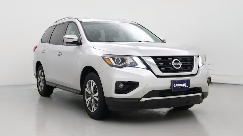 2017 Nissan Pathfinder SL Hero Image