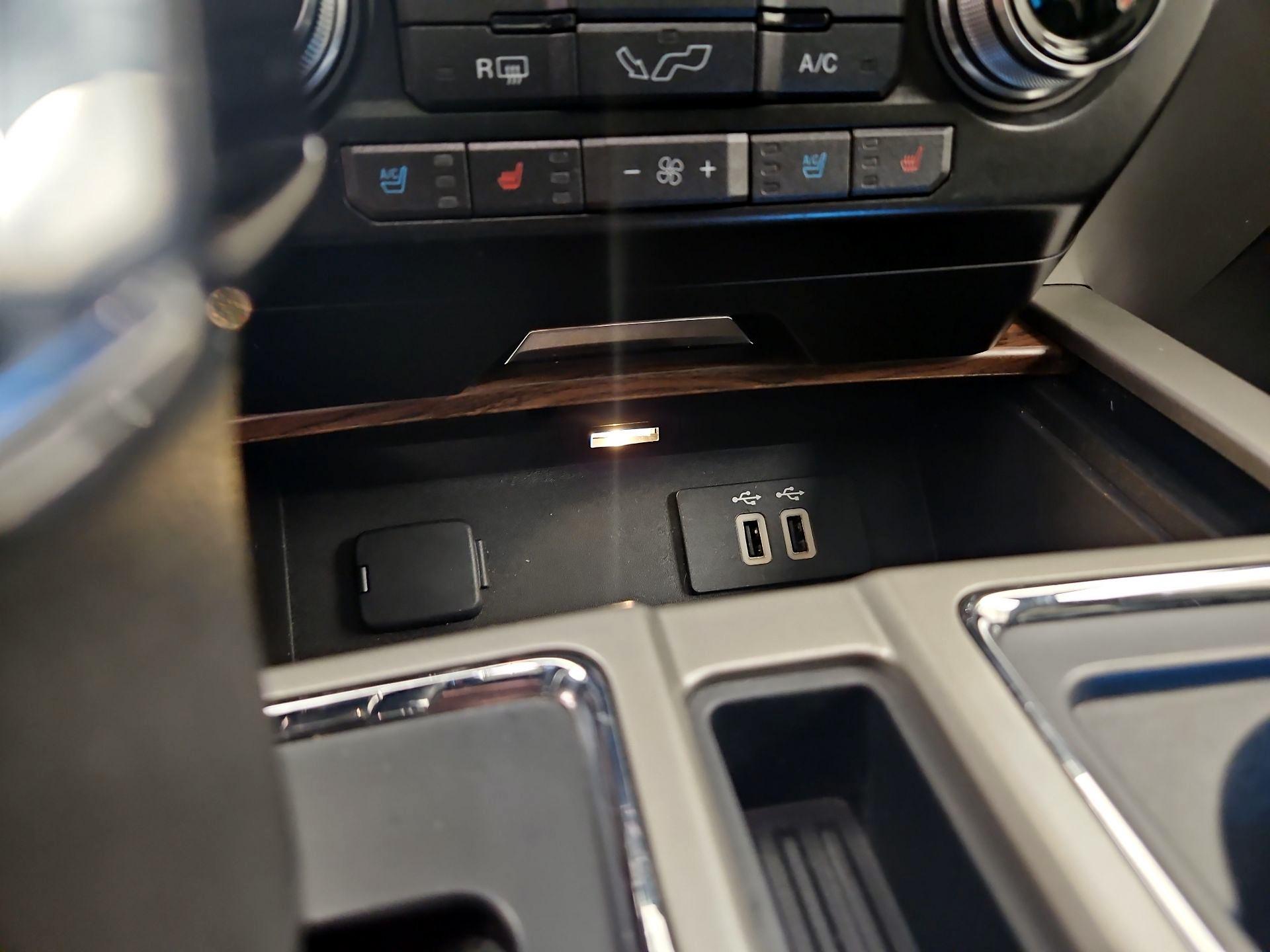 Thumbnail: 2016 Ford F-150 - 18
