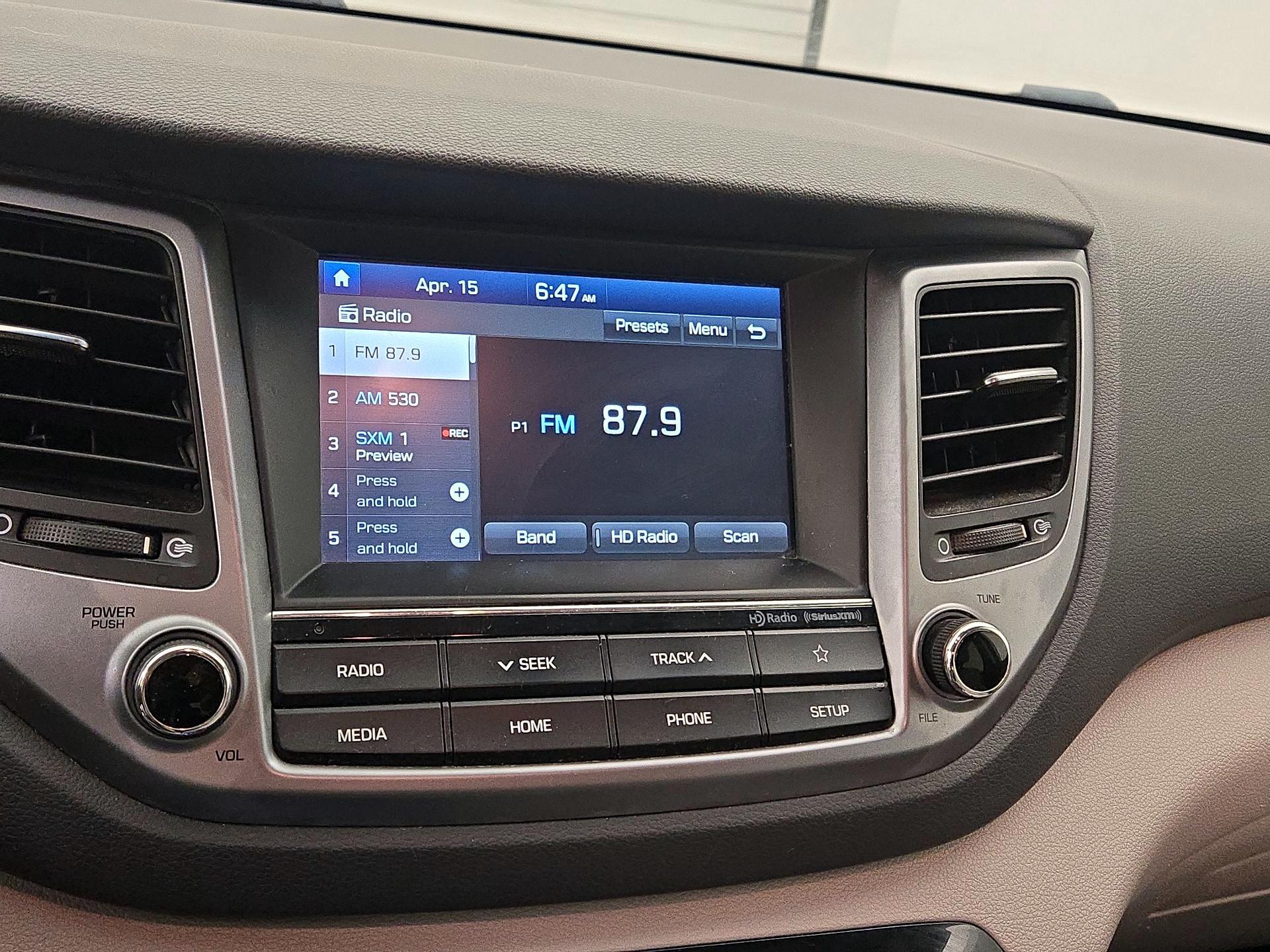 Thumbnail: 2018 Hyundai Tucson - 14