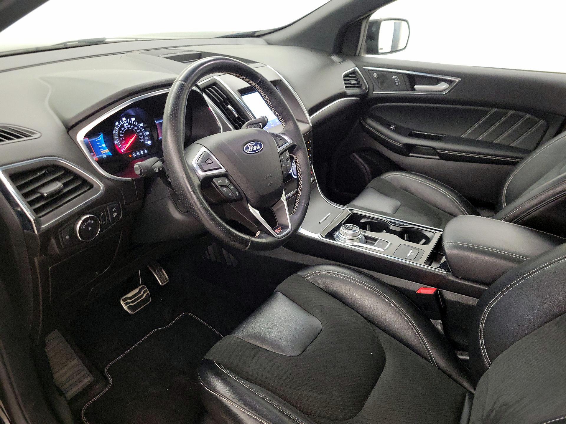 Thumbnail: 2020 Ford Edge - 11