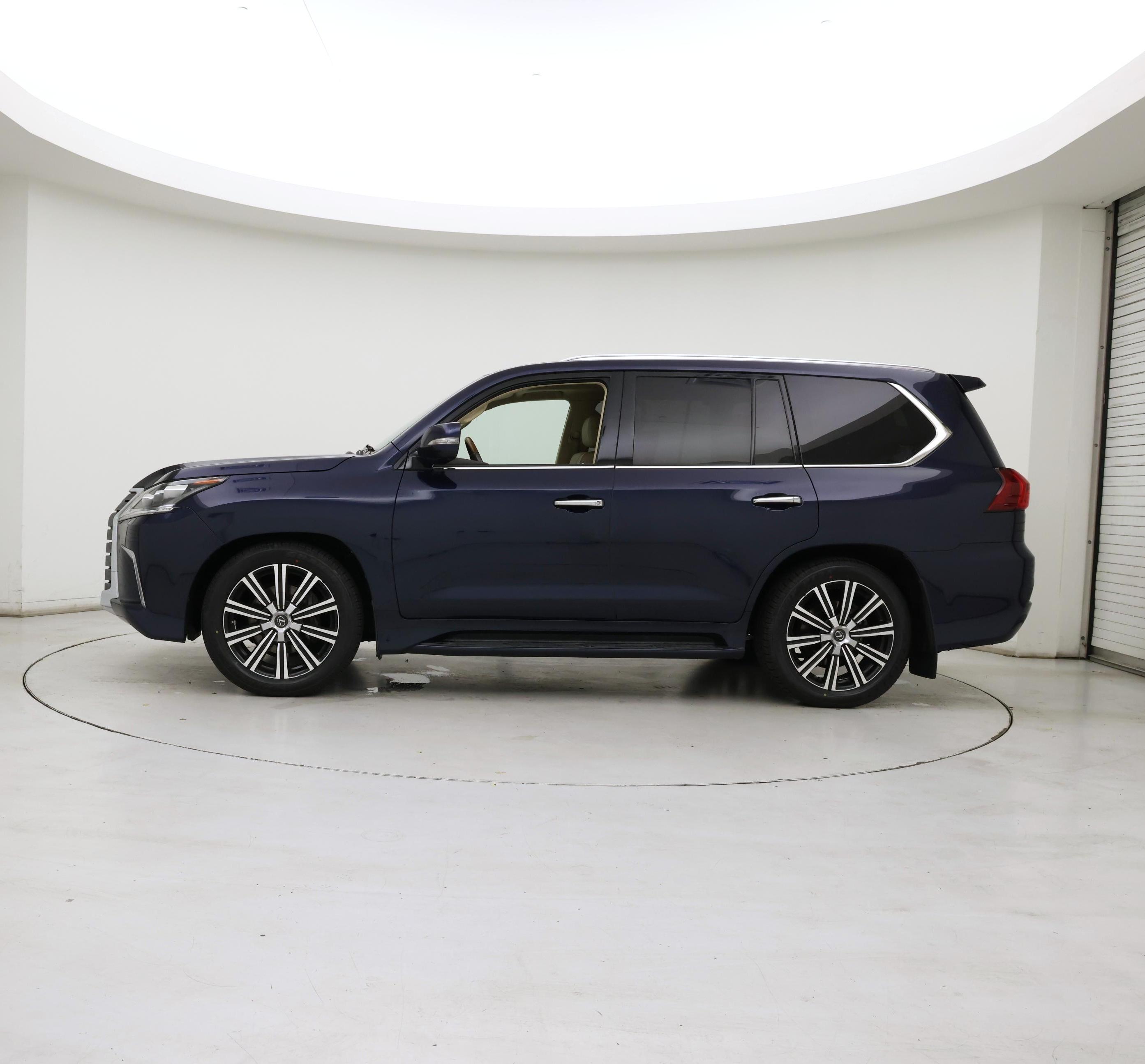 Thumbnail: 2019 Lexus LX - 3