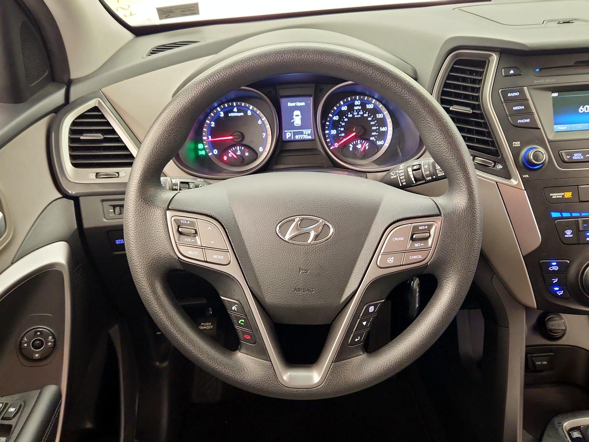 Thumbnail: 2015 Hyundai Santa Fe - 10