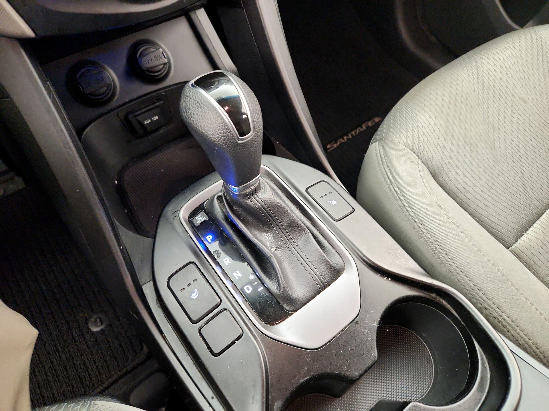 Thumbnail: 2015 Hyundai Santa Fe - 17