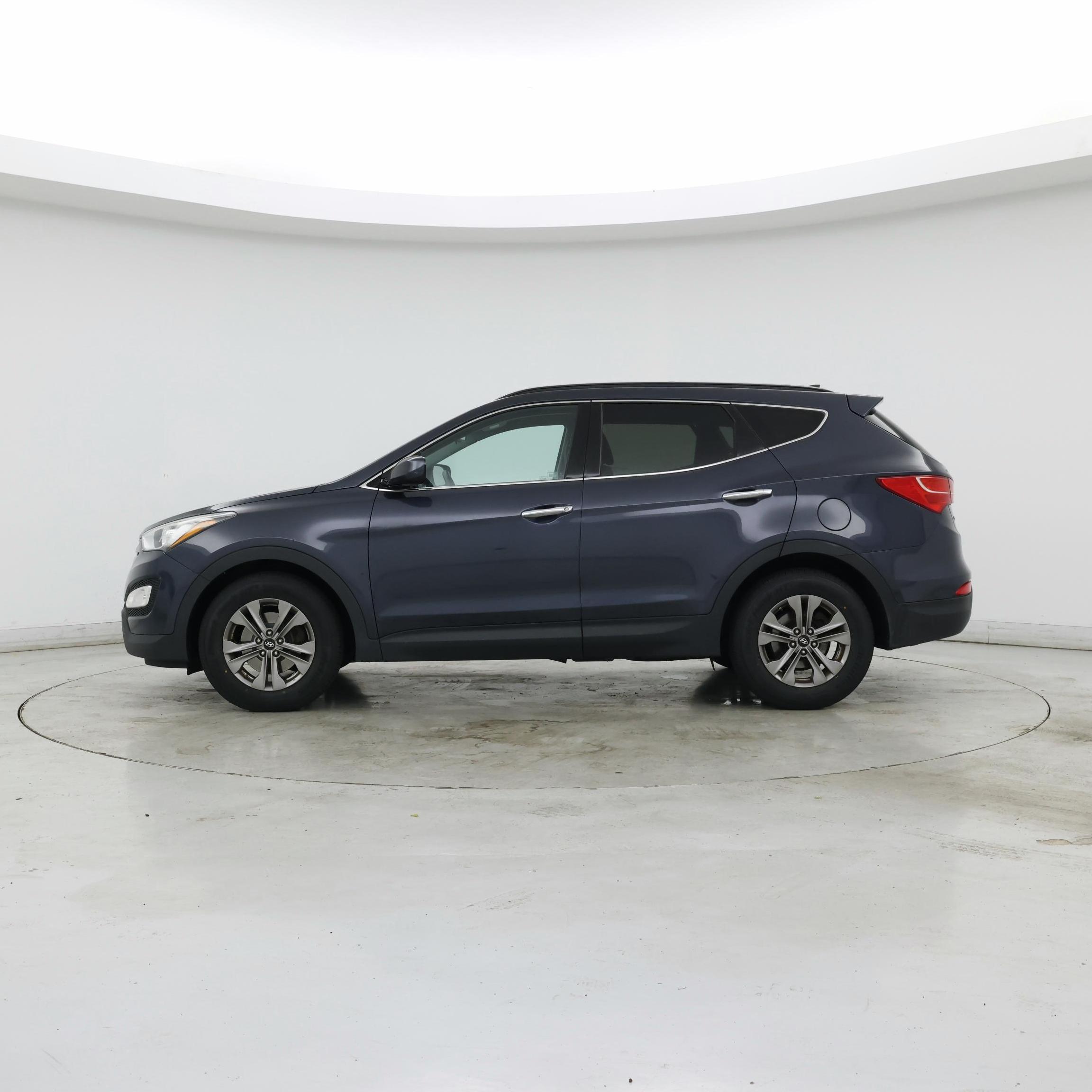 Thumbnail: 2015 Hyundai Santa Fe - 3