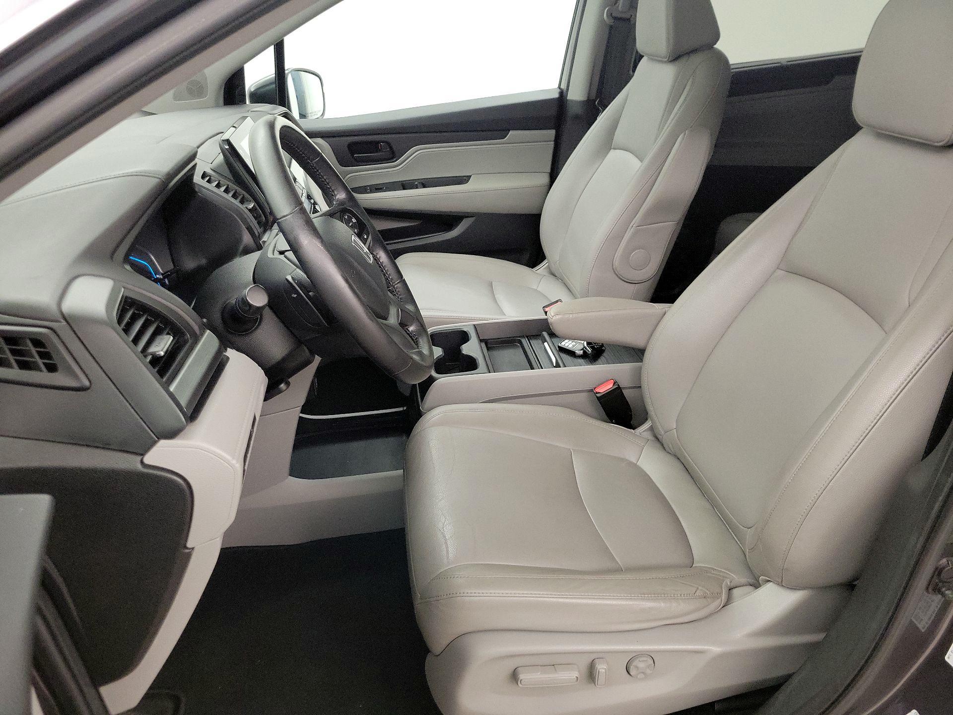 Thumbnail: 2019 Honda Odyssey - 11