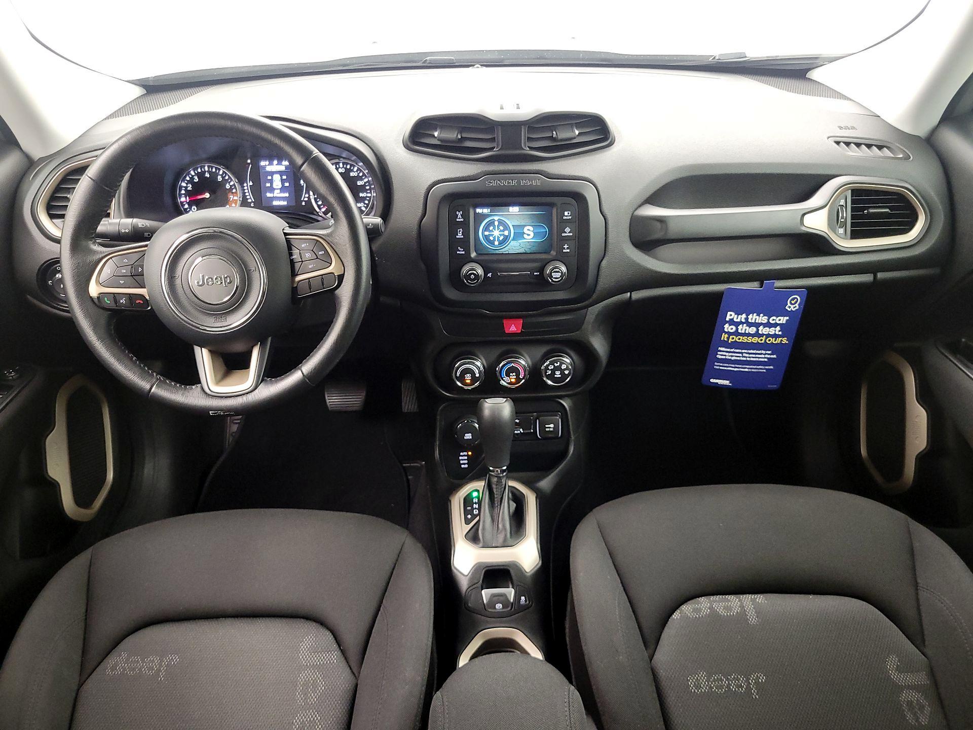 Thumbnail: 2016 Jeep Renegade - 9