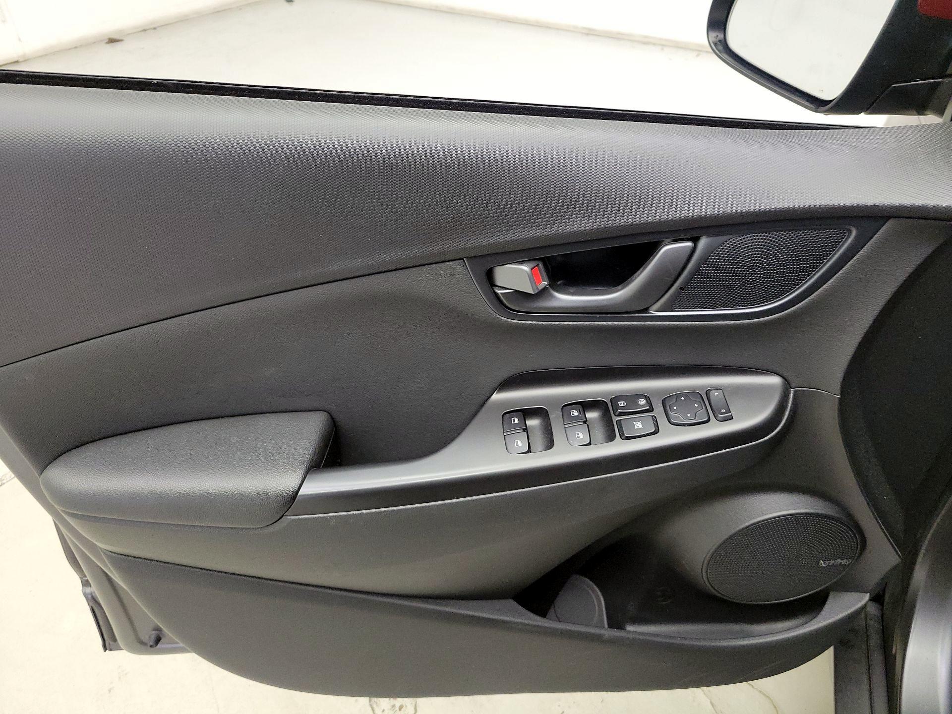 Thumbnail: 2019 Hyundai Kona - 12