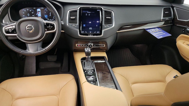 2019 Volvo XC90 T6 Momentum 9